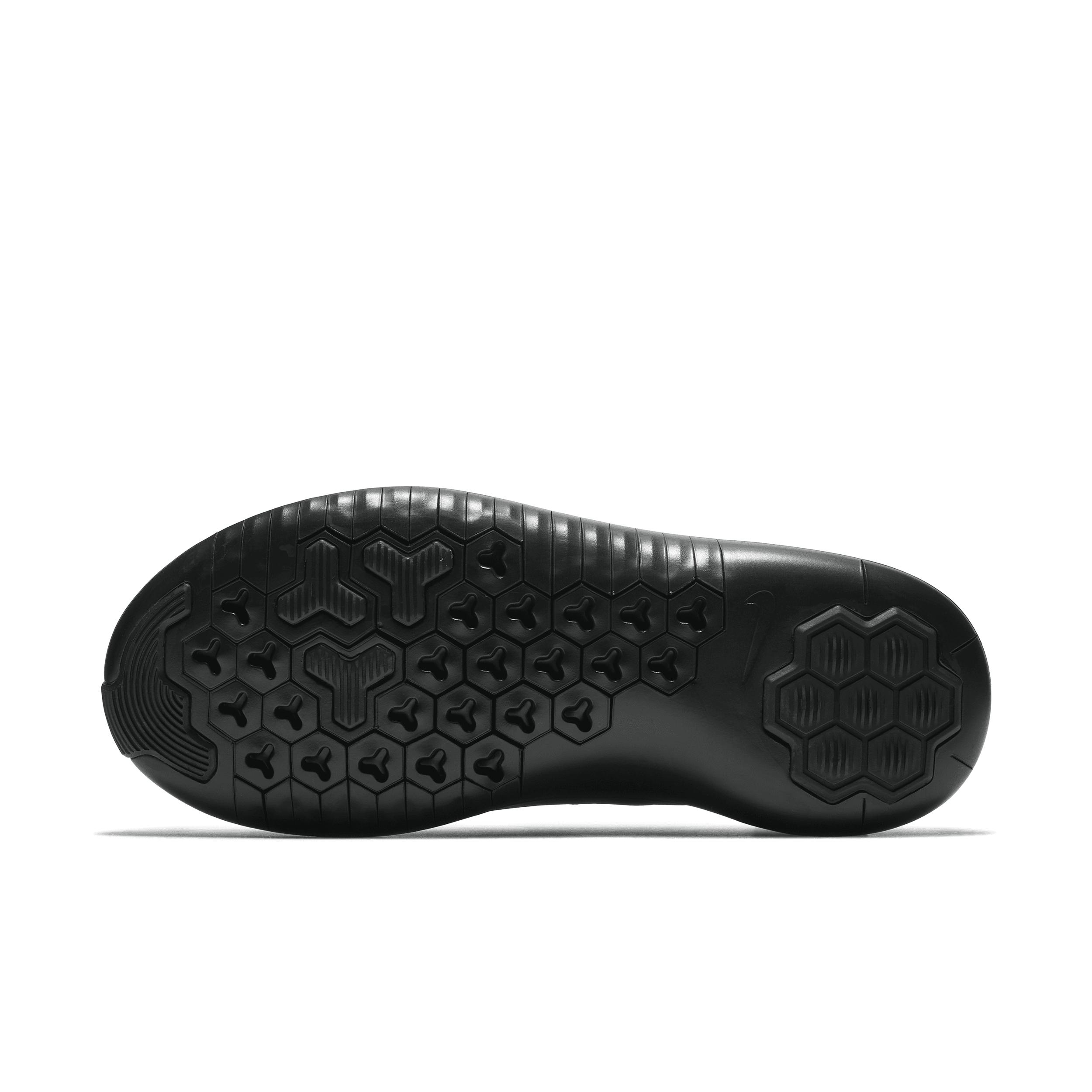 Nike Womens Free TR 8 Workout Shoes | 942888-002 Product Image