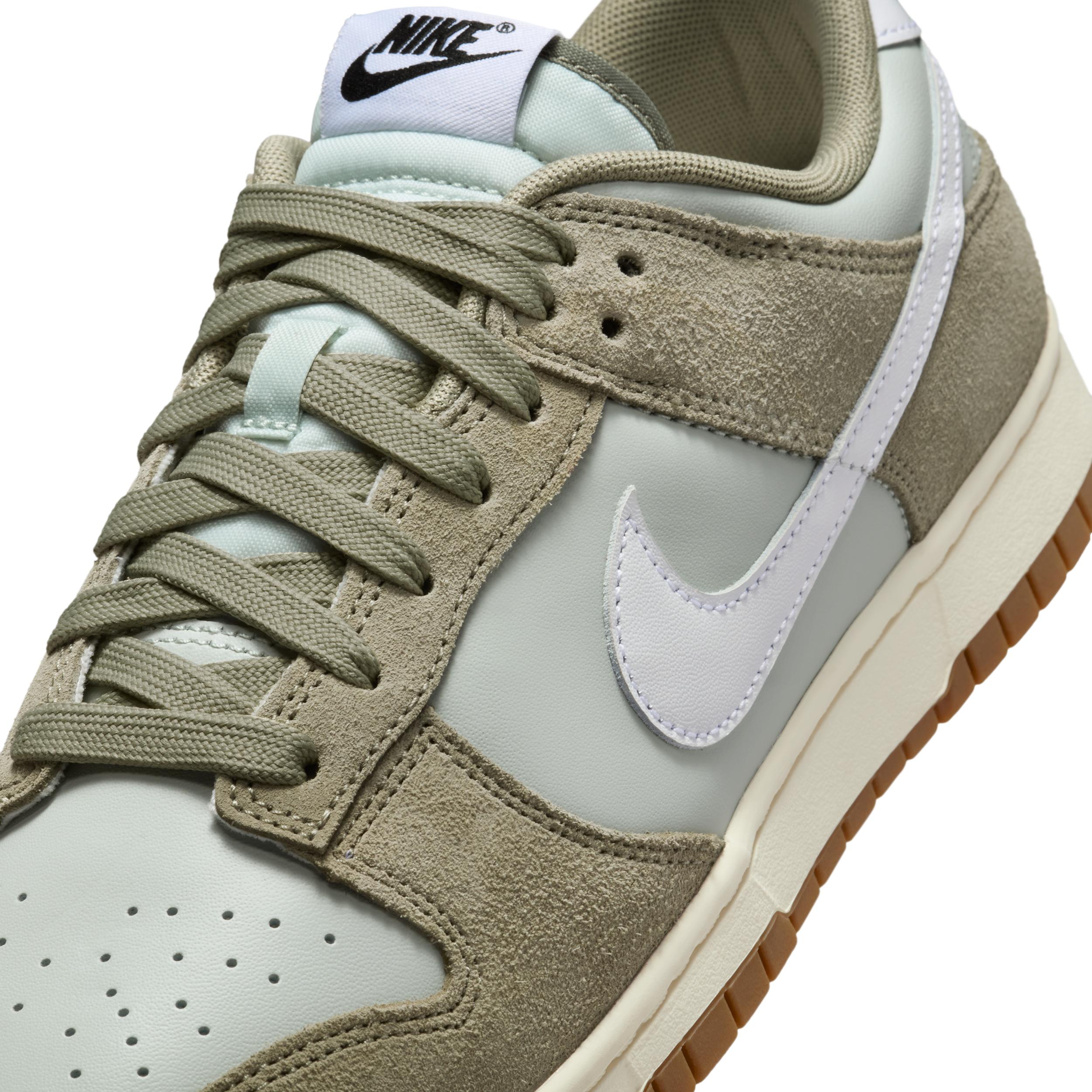 Nike Mens Dunk Low Retro SE Shoes | IB6399-002 Product Image