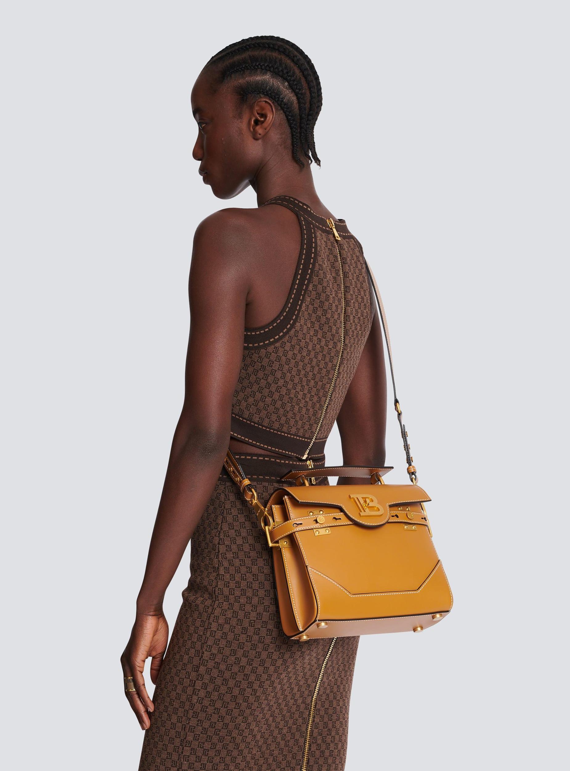 Smooth leather B-Buzz 23 bag Product Image