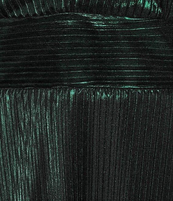 Marina Halter V-Neck Sleeveless Foil Pleated Gown Product Image