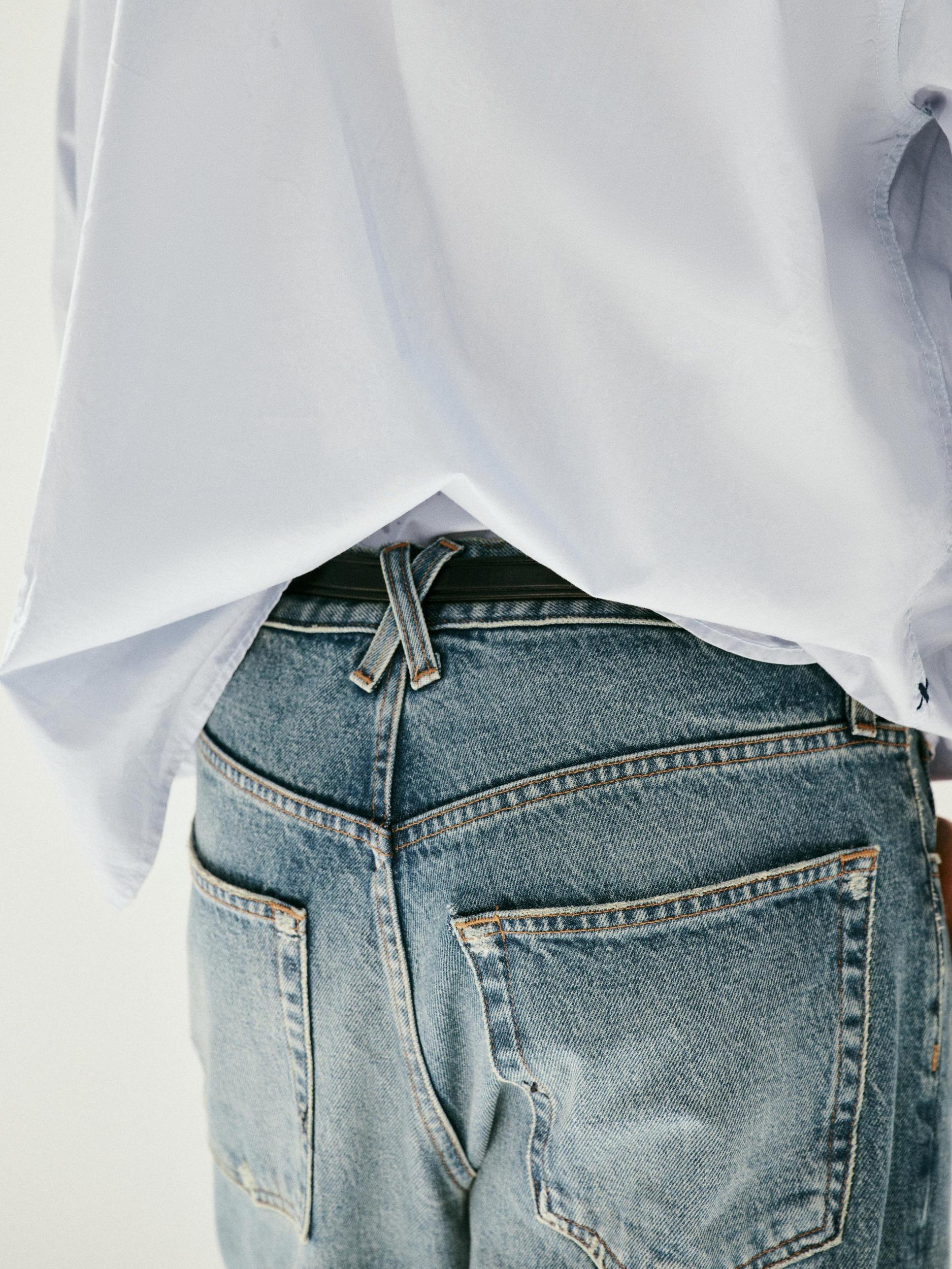 AM Relaxed Straight 5 Pocket Jean Product Image