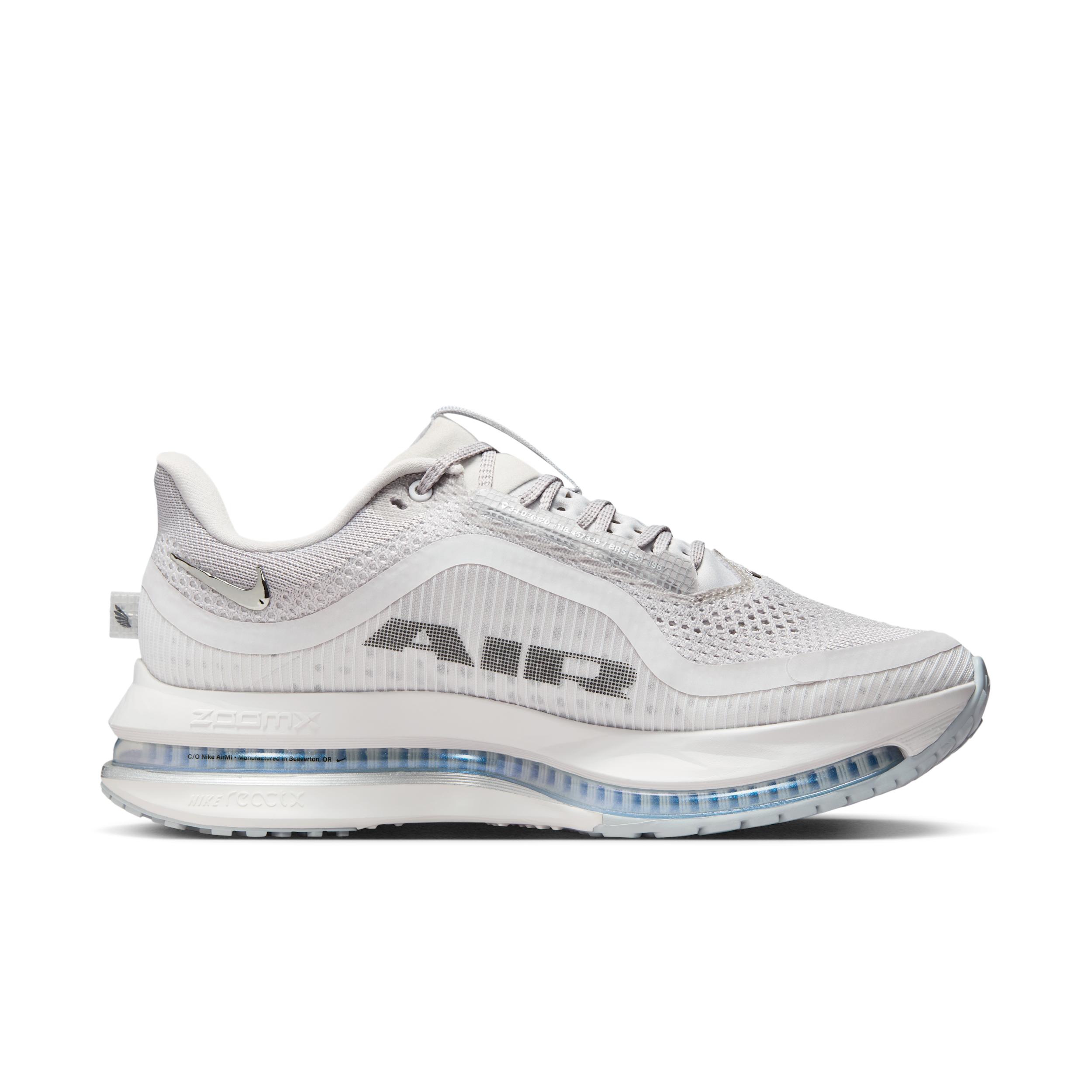 Nike Women's Pegasus Premium Road Running Shoes Product Image