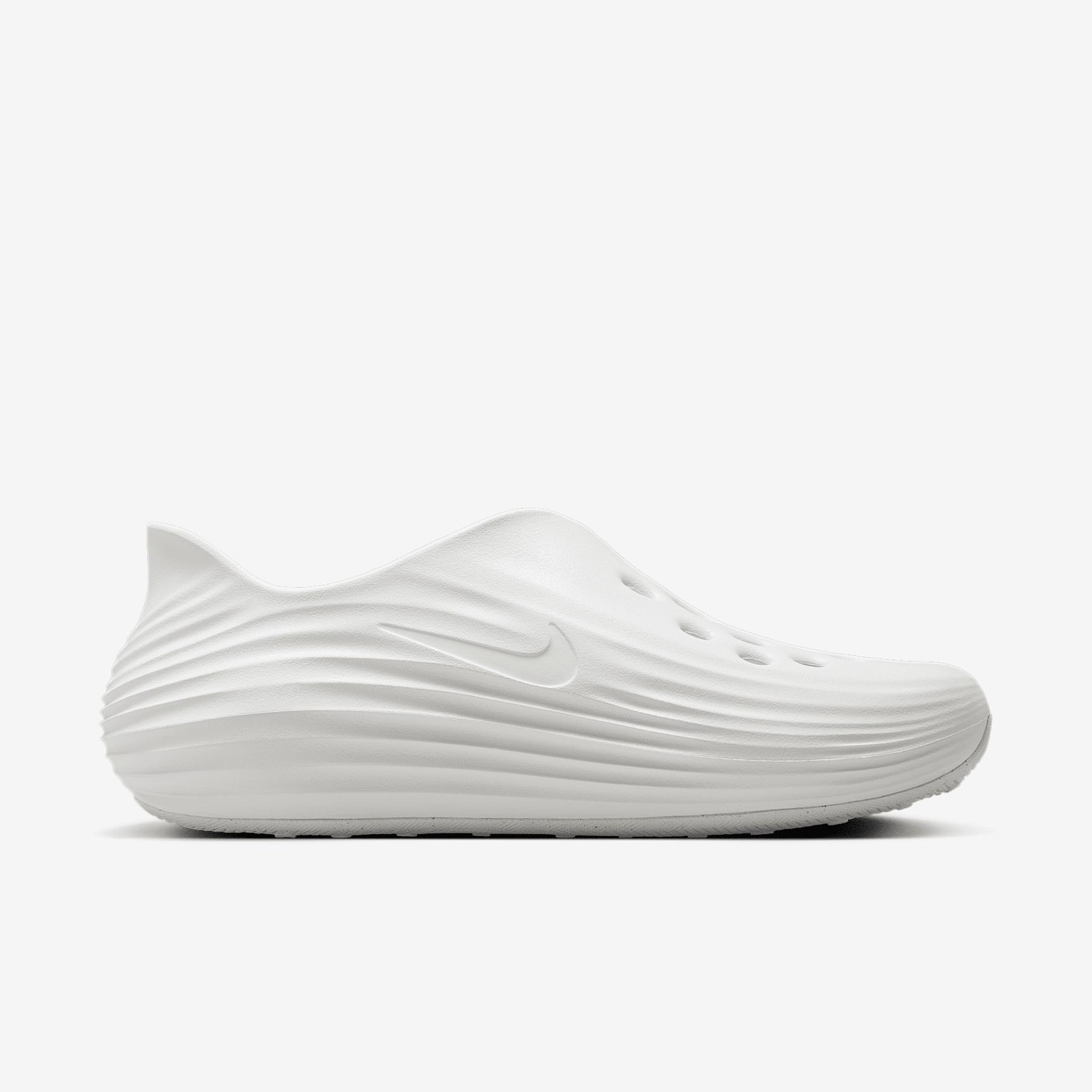 Nike Womens ReactX Rejuven8 Shoes | HV5062-001 Product Image