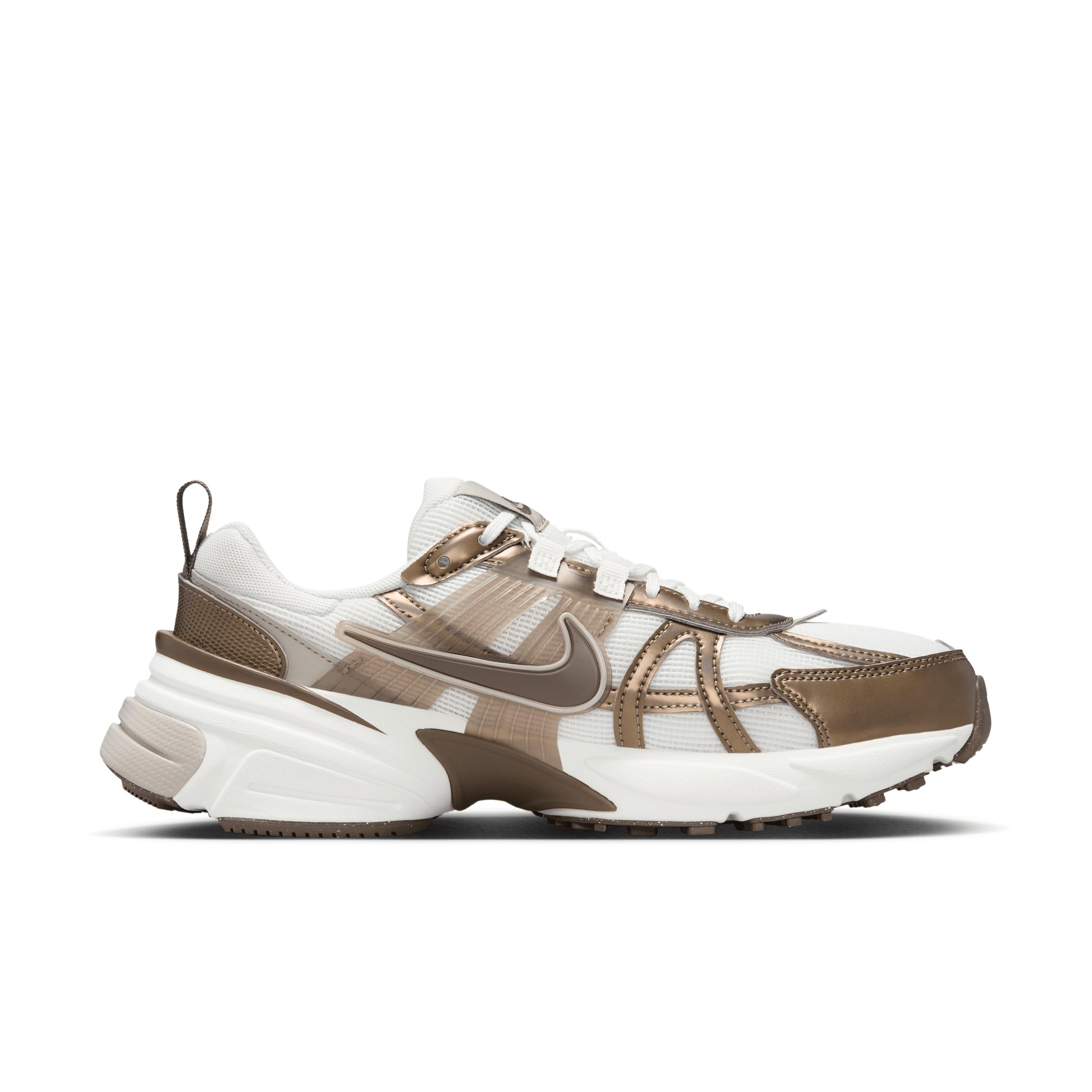 Nike Women's V2K Run Shoes Product Image