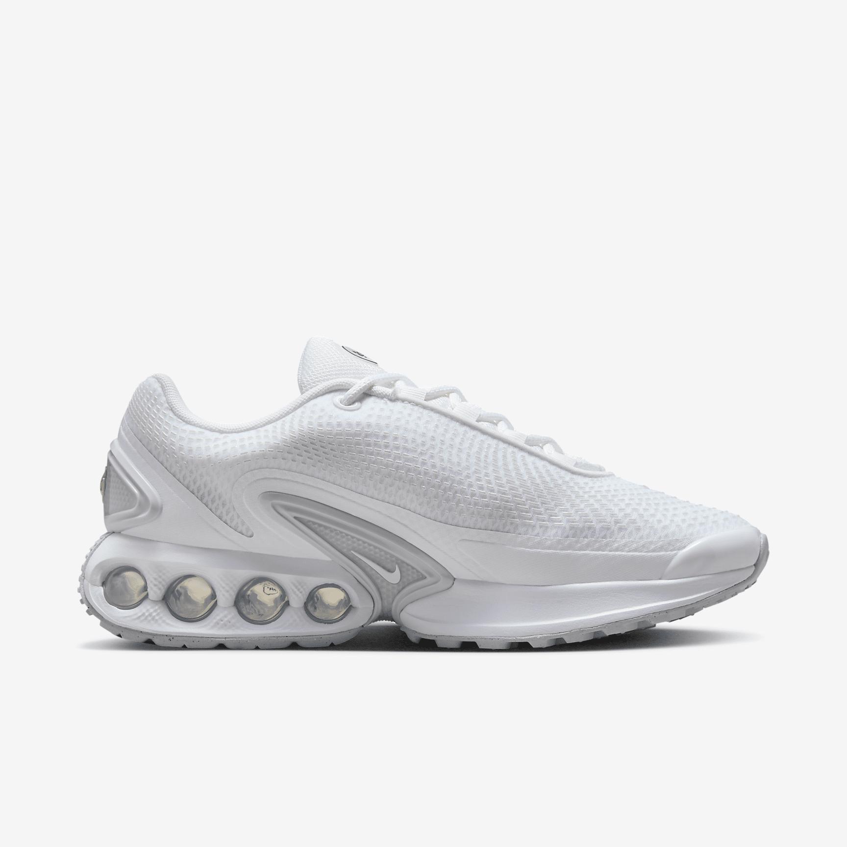 Nike Womens Air Max Dn Shoes | FJ3145-102 Product Image