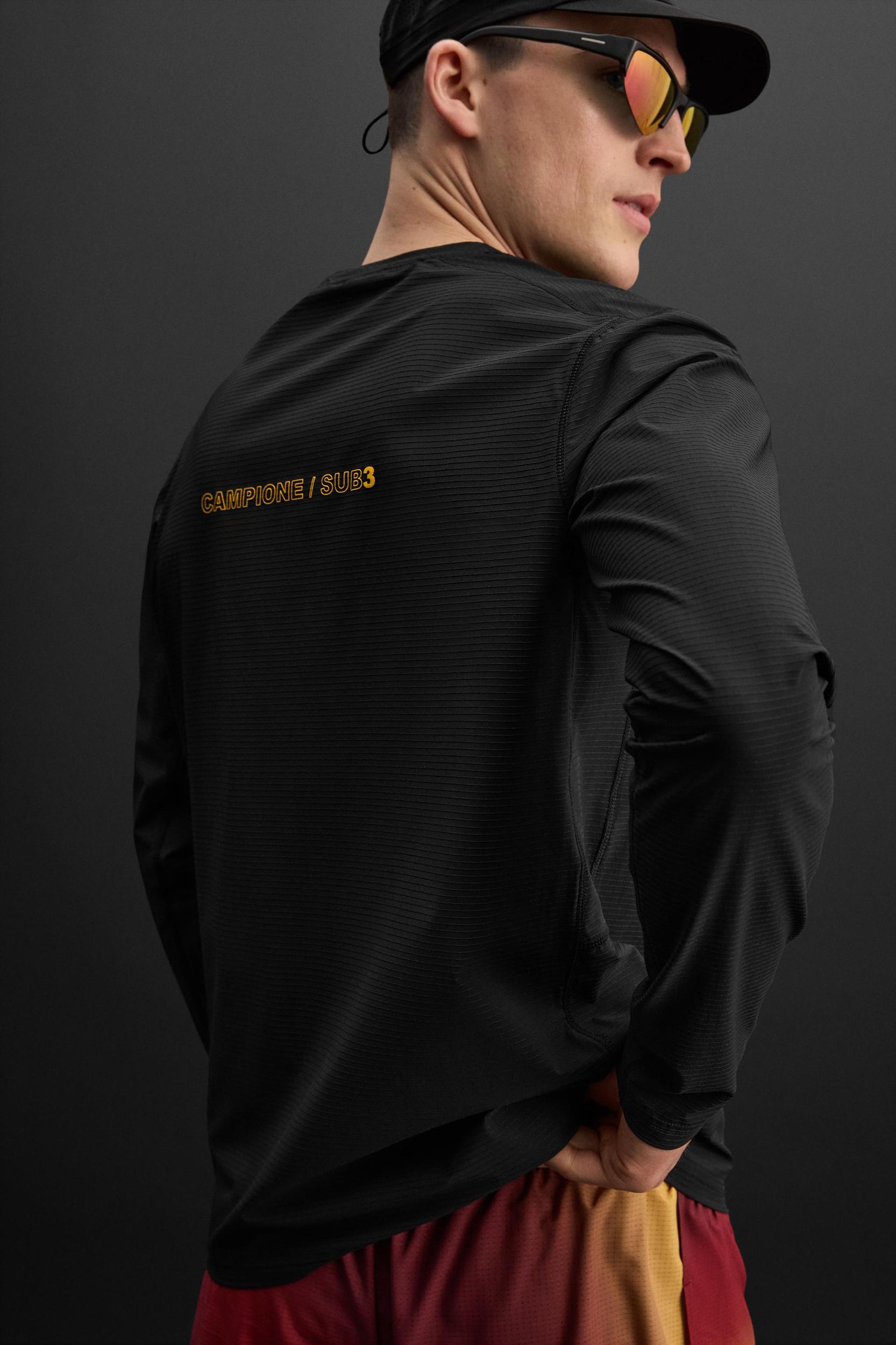 RACE PRINT T-SHIRT Product Image