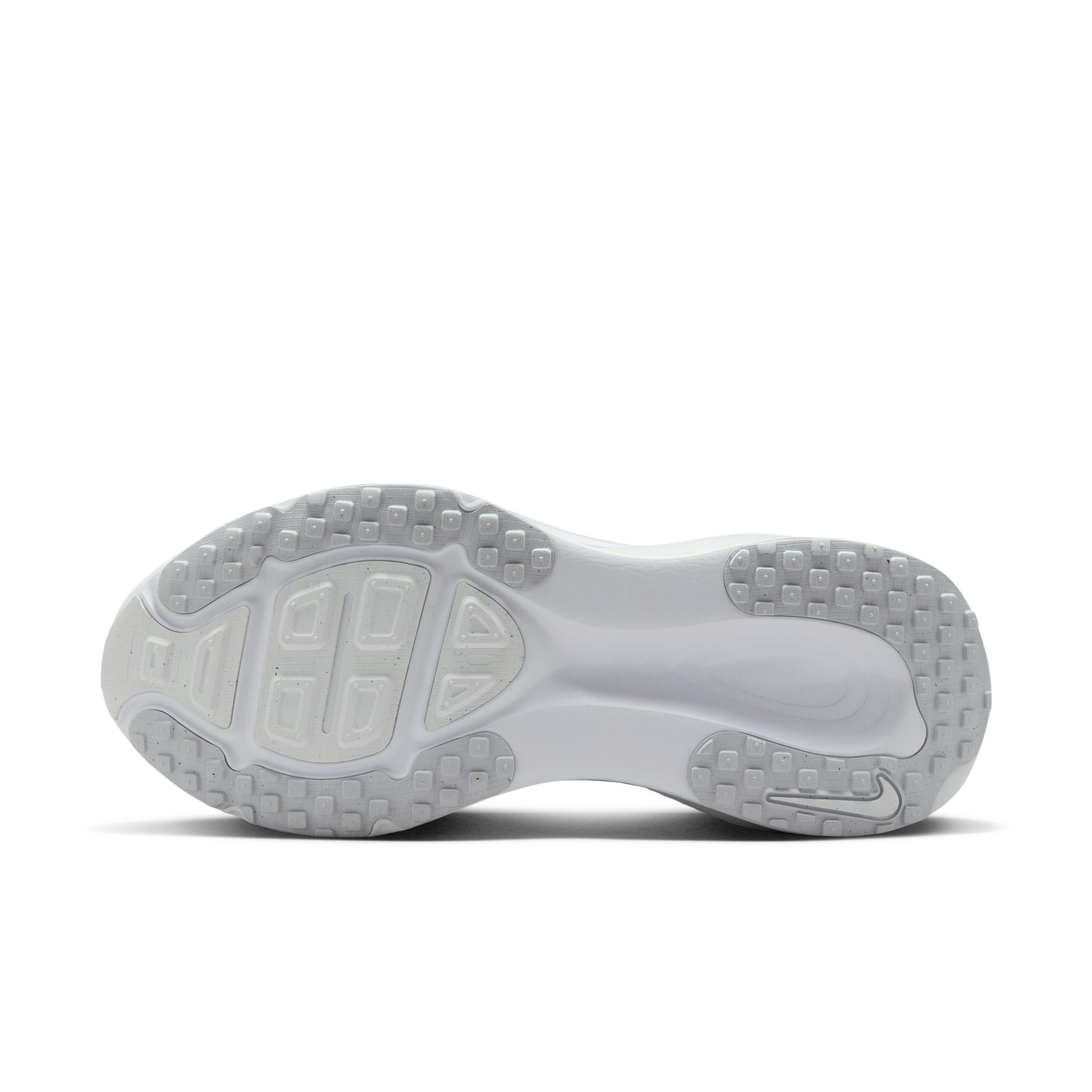 Nike Womens Vomero 18 Road Running Shoes | HM6804-104 Product Image
