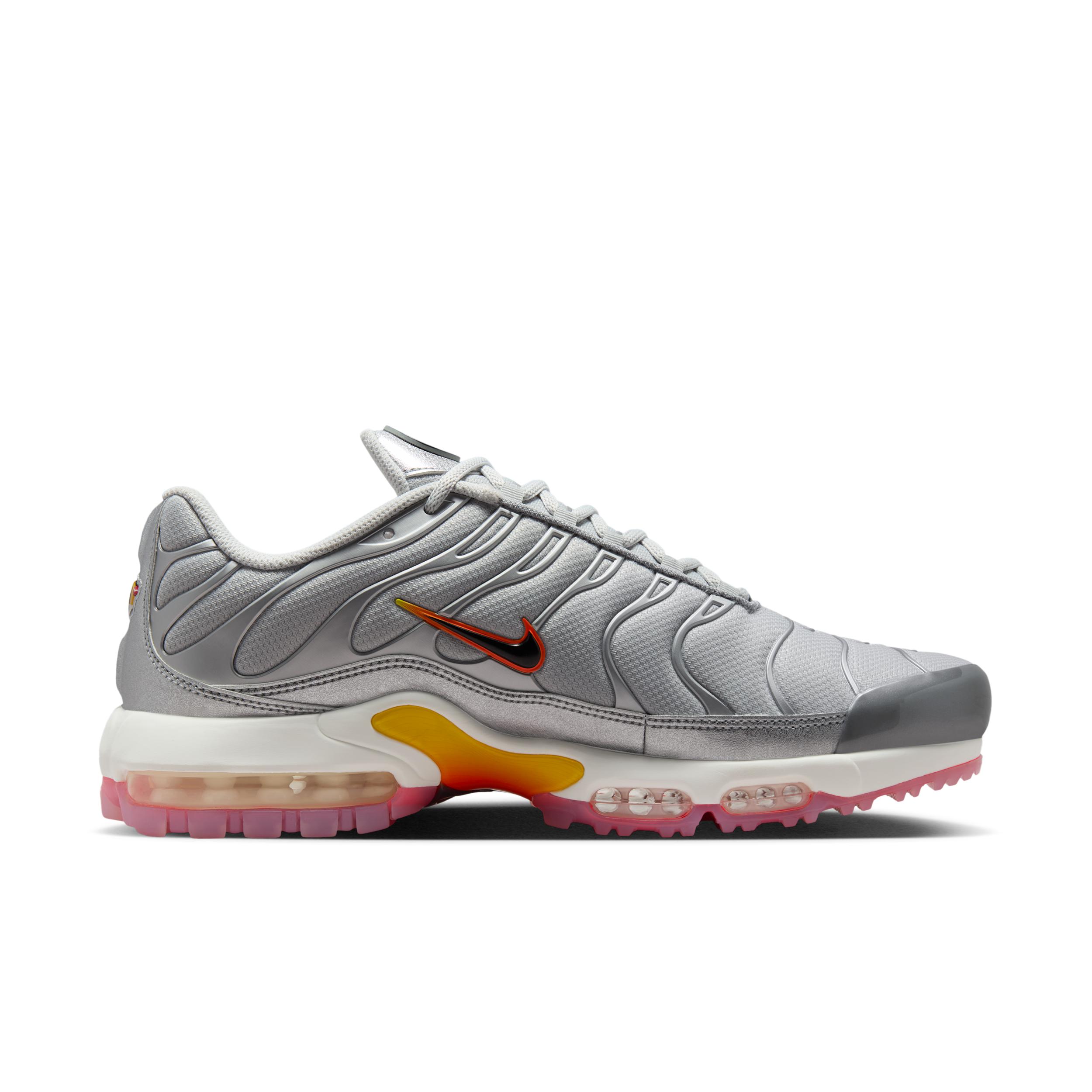Nike Men's Air Max Plus G Golf Shoes Product Image