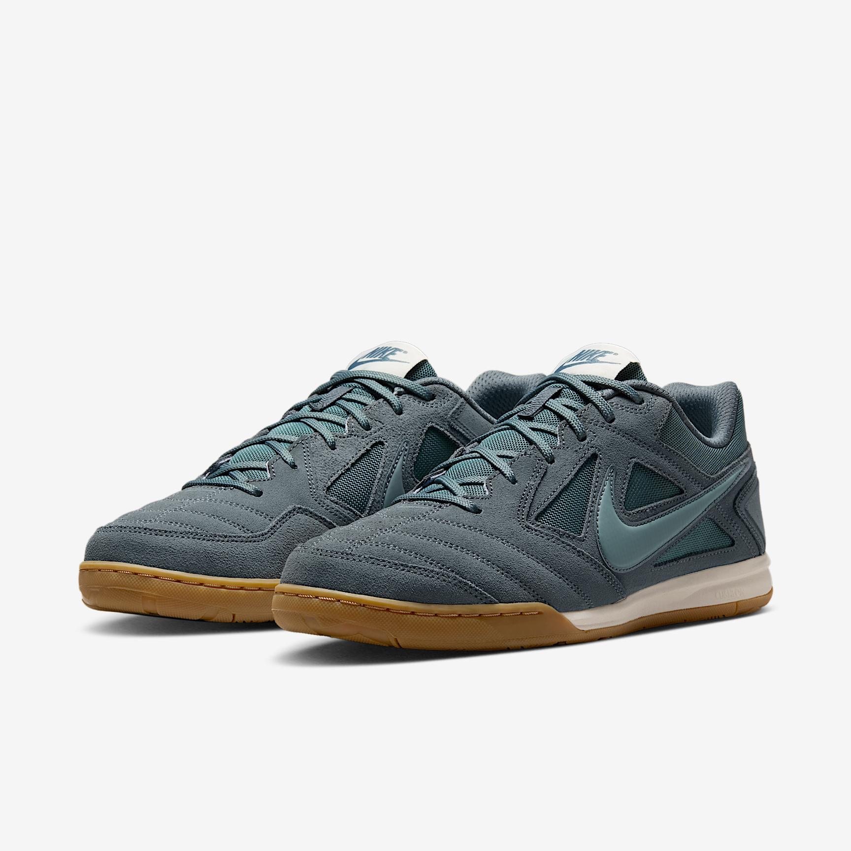Nike Mens Gato Shoes | HQ6020-004 Product Image