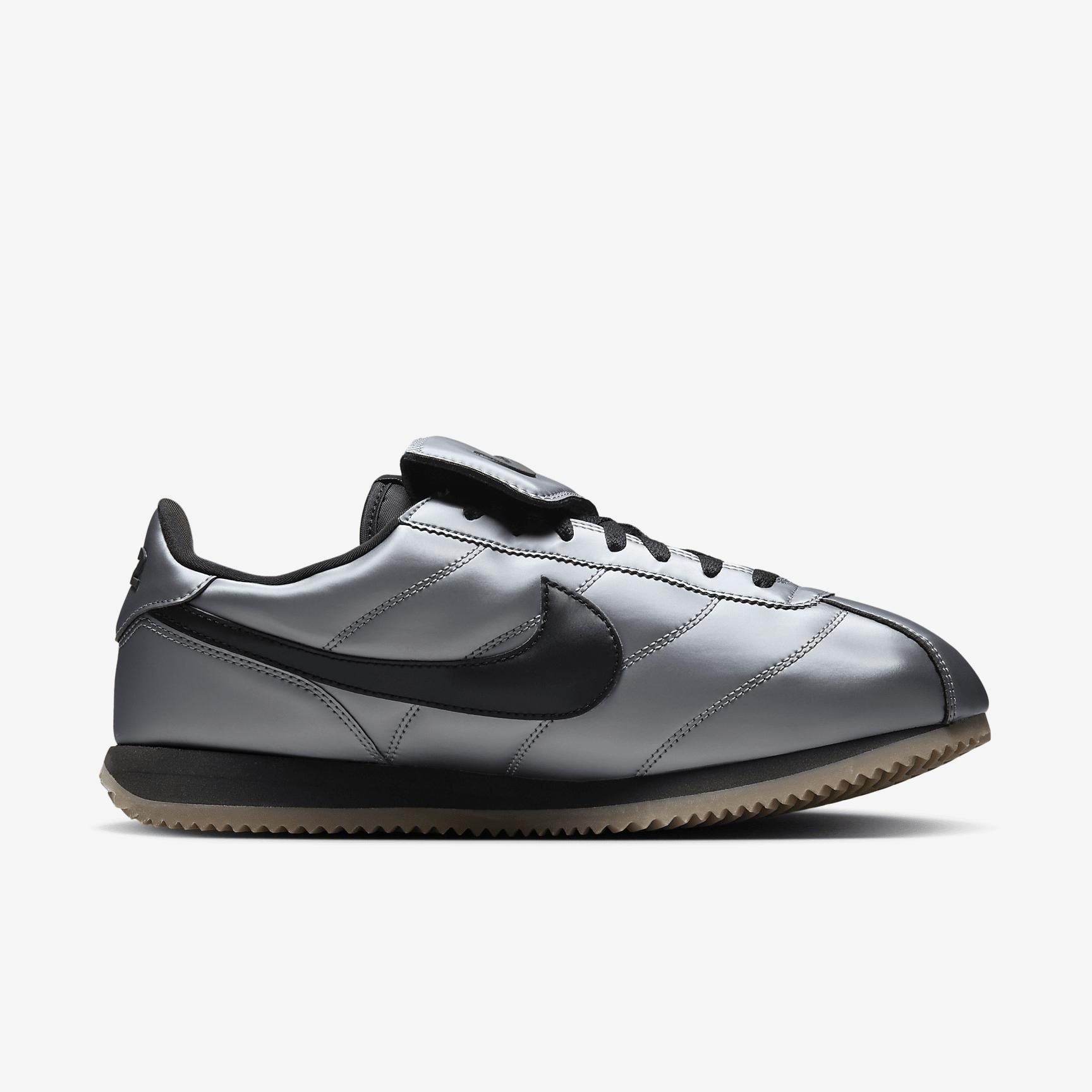 Nike Cortez SE Men's Shoes Product Image