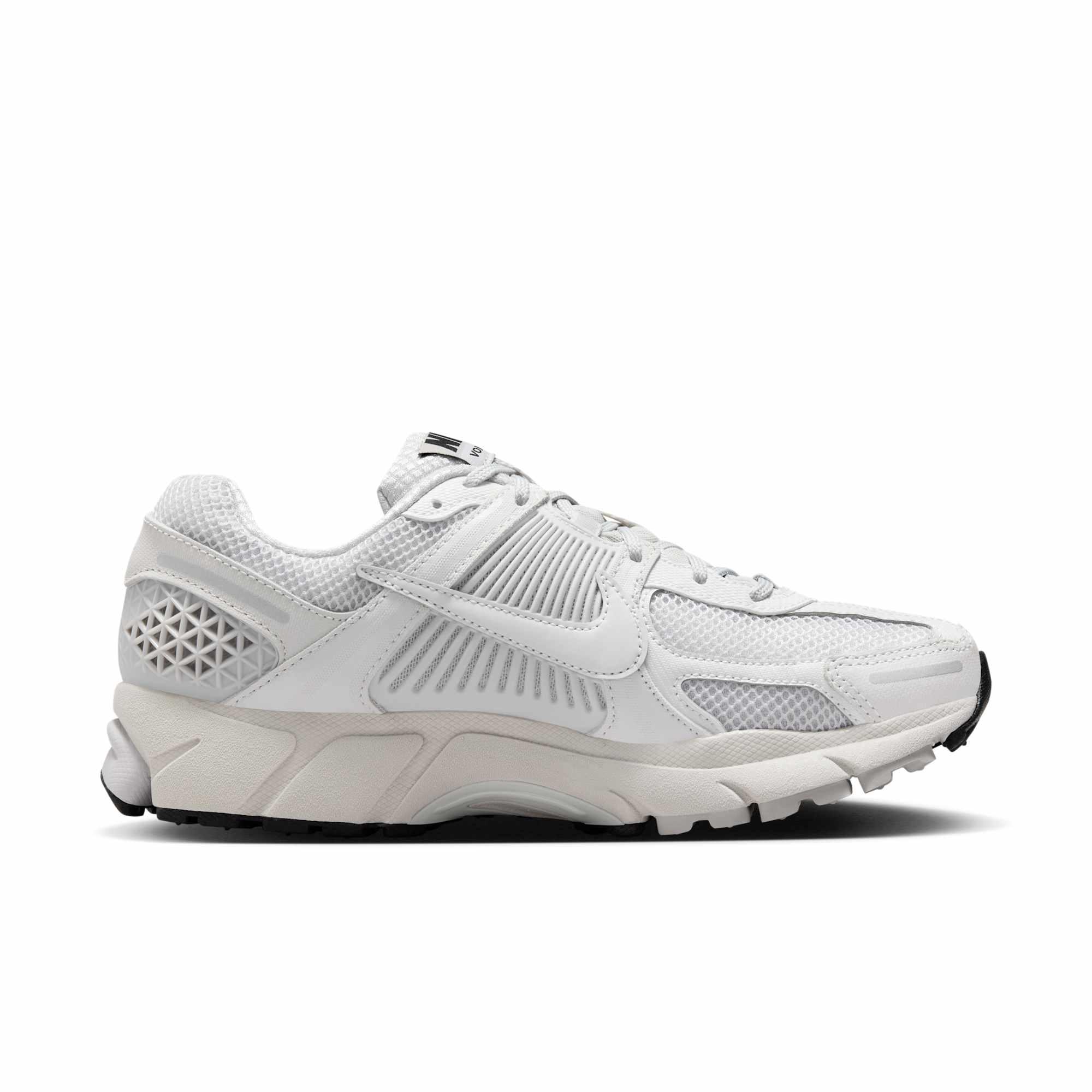 Nike Womens Zoom Vomero 5 Shoes | FQ7079-100 Product Image