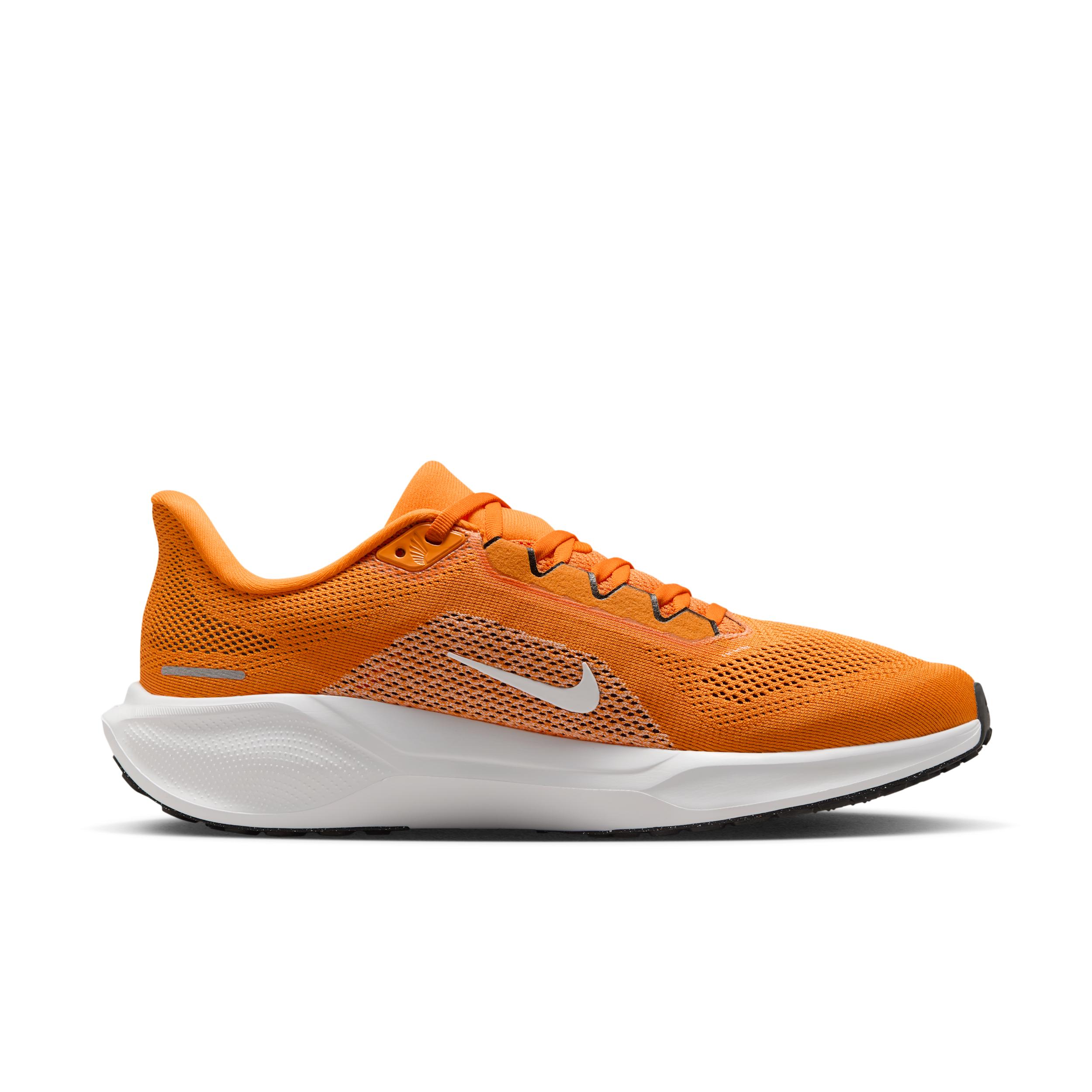 Tennessee Pegasus 41 Nike Men's College Road Running Shoes Product Image