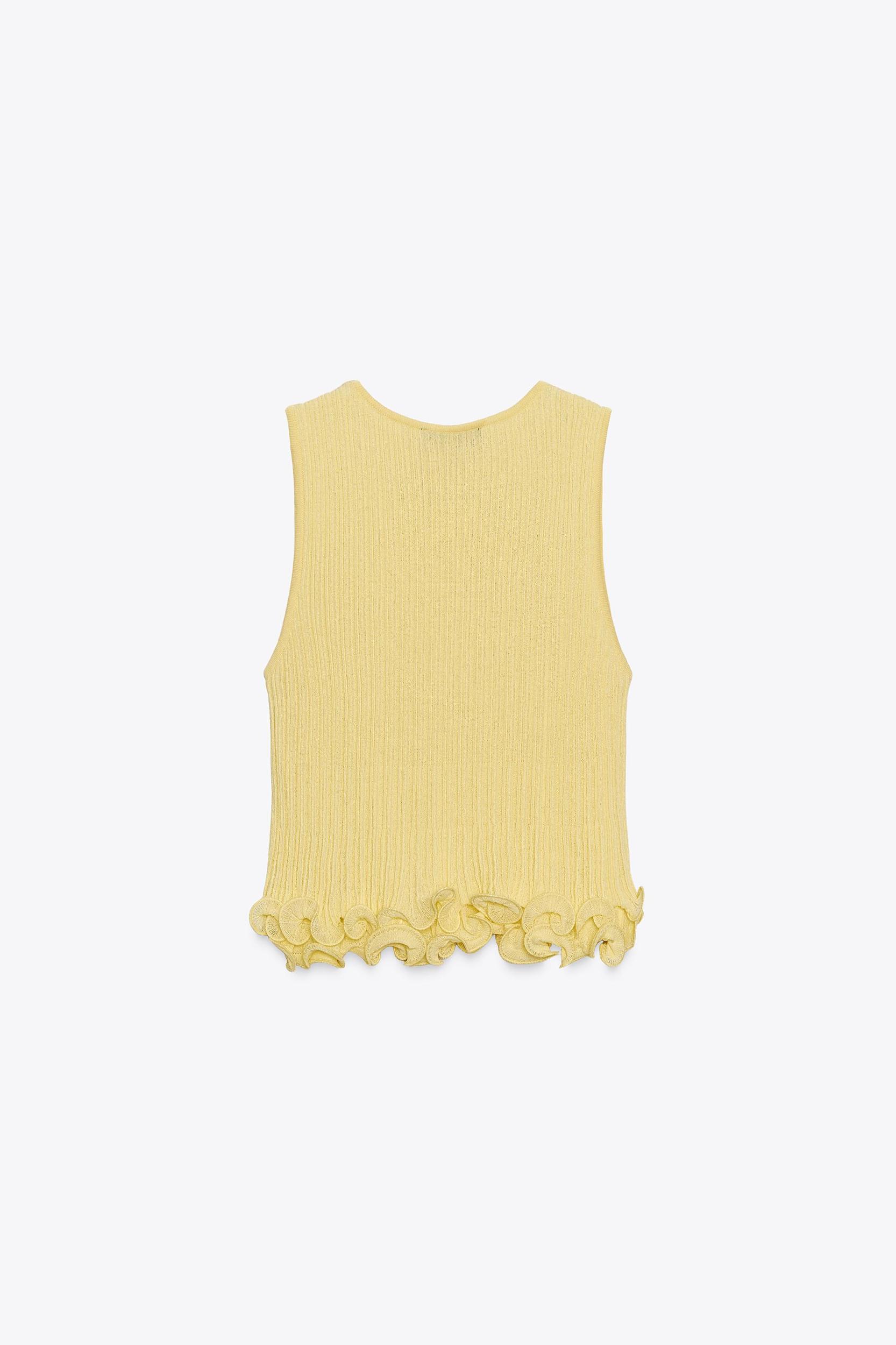 WAVY HEM KNIT TOP Product Image