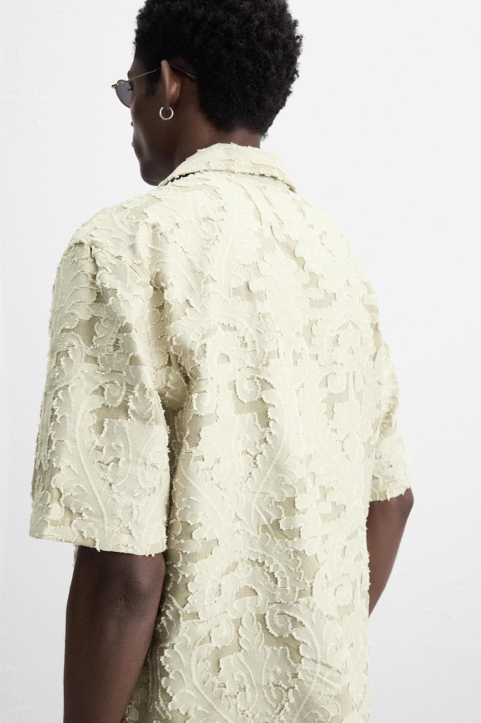 GEOMETRIC JACQUARD SHIRT Product Image