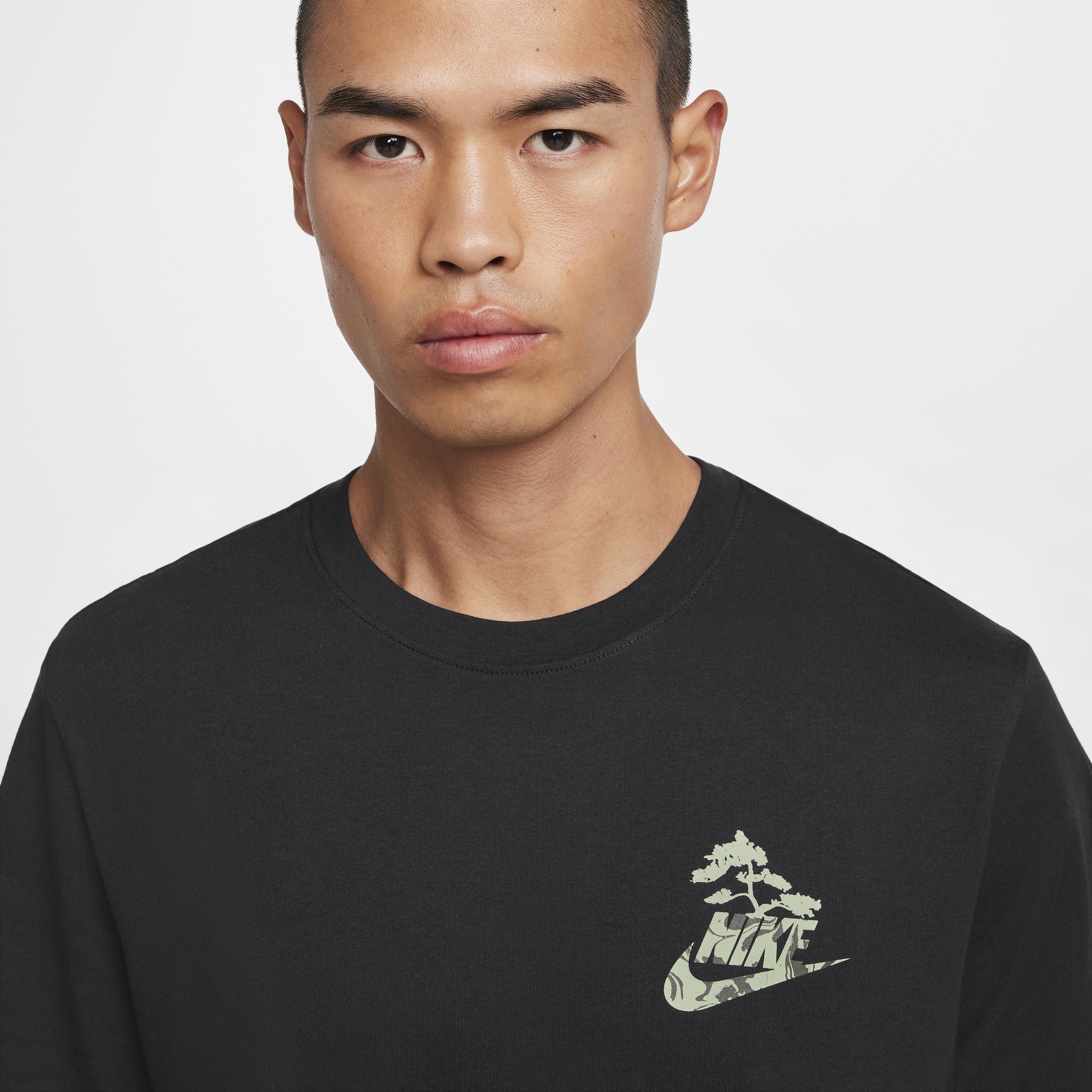 Mens Nike Sportswear Club T-Shirt | FZ7952-010 Product Image