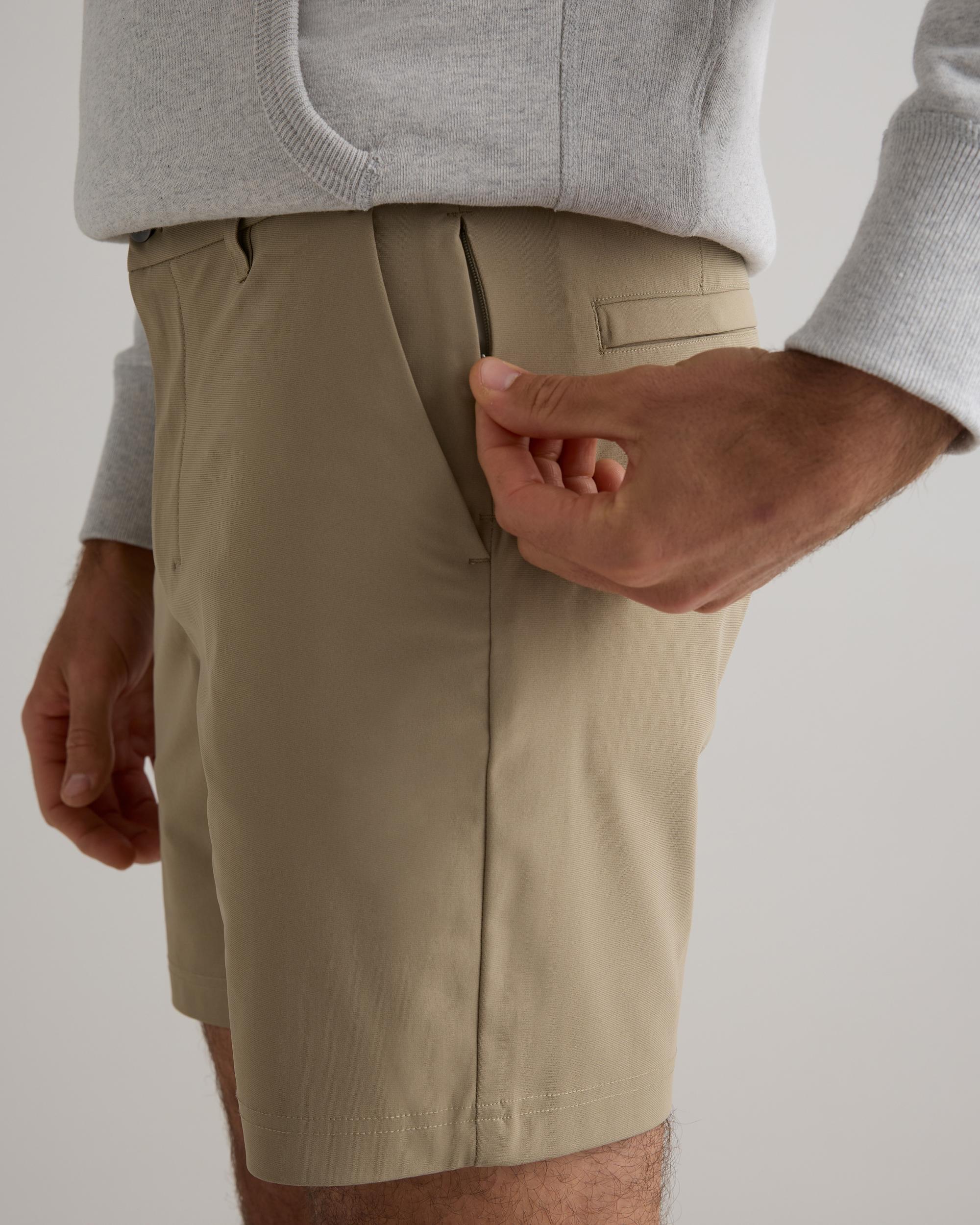 Quince | Men's Ultimate Commuter 7" Short 100% Polyester Product Image