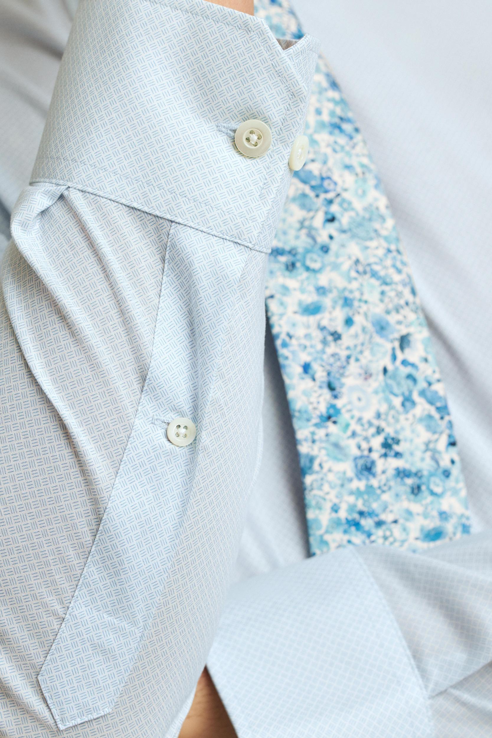 Jetsetter Stretch Dress Shirt Product Image