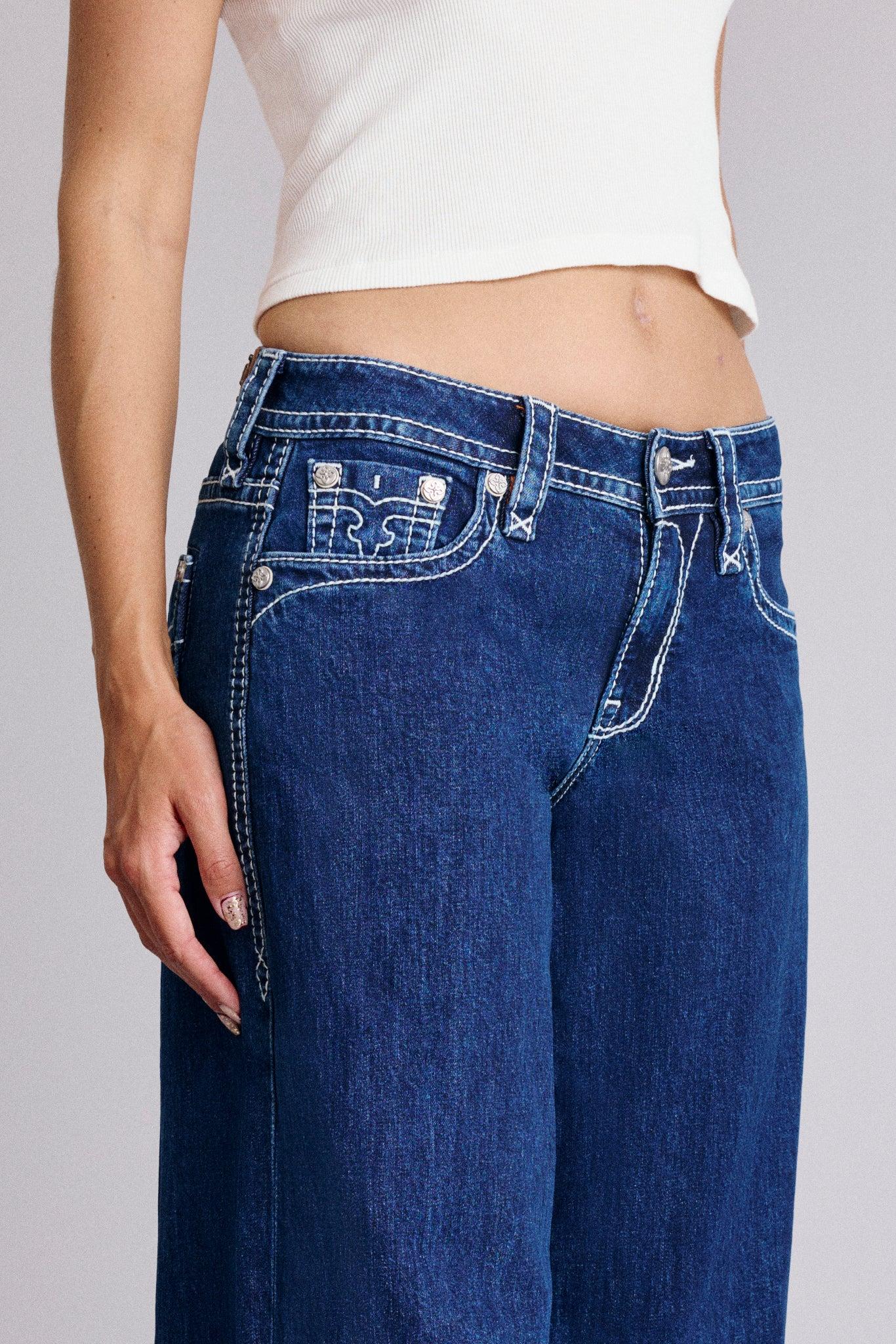 Lana Low-Rise Wide-Leg Jeans Female Product Image