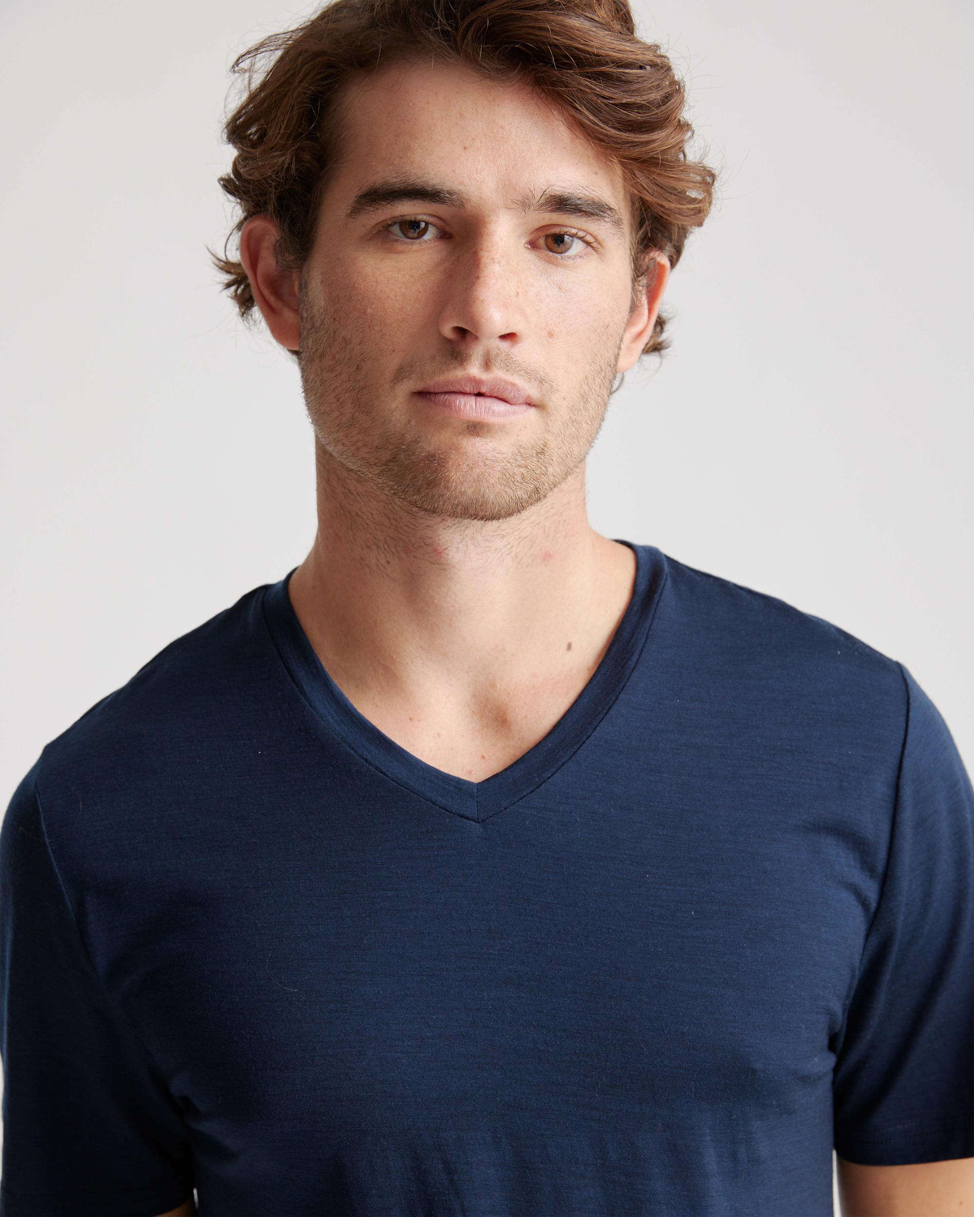 Quince | Men's 100% Merino Wool All-Season V-Neck Base Layer T-Shirt Merino/Cotton Product Image