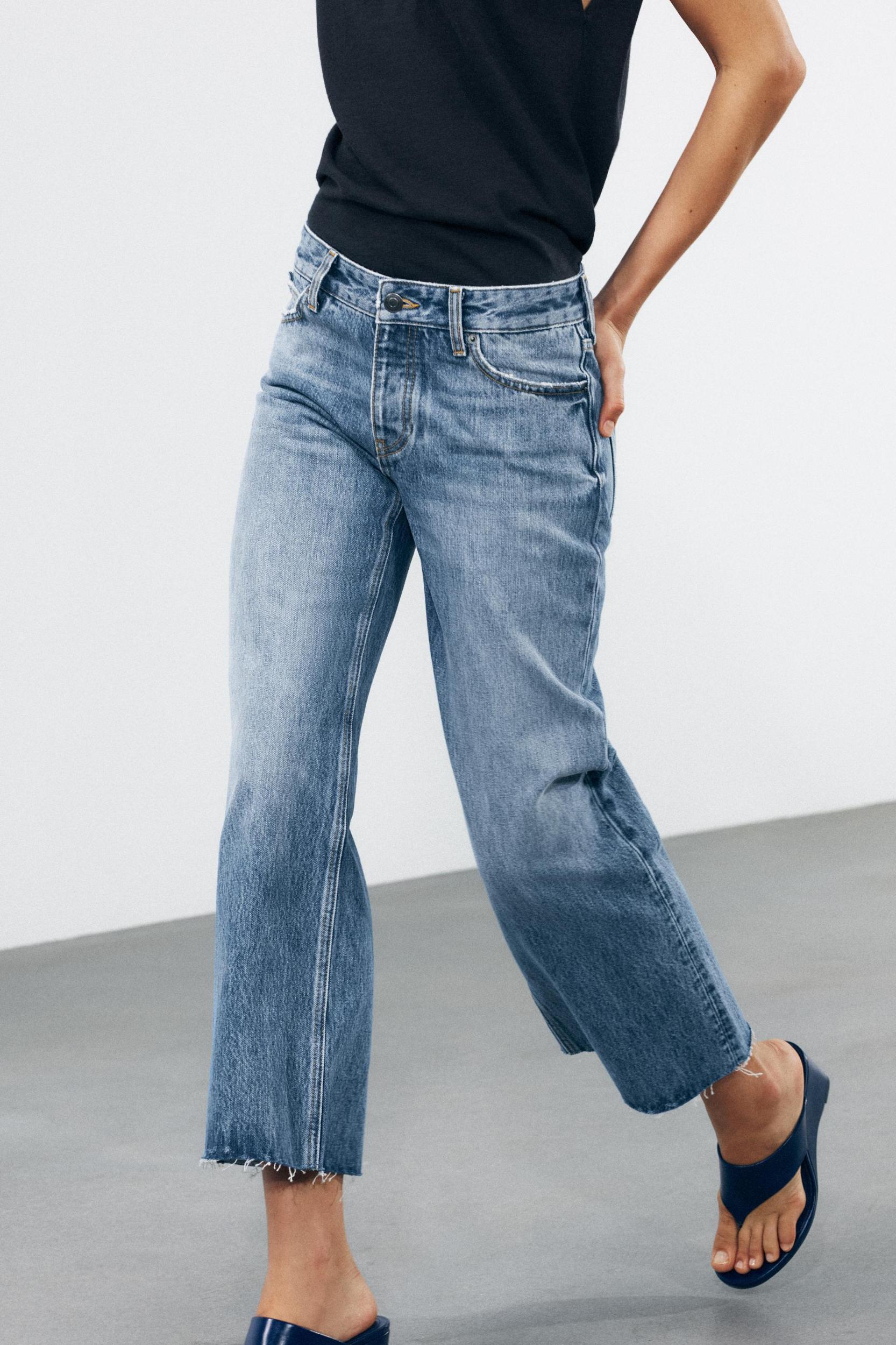 ZW COLLECTION LOW-RISE CROPPED FLARE JEANS Product Image