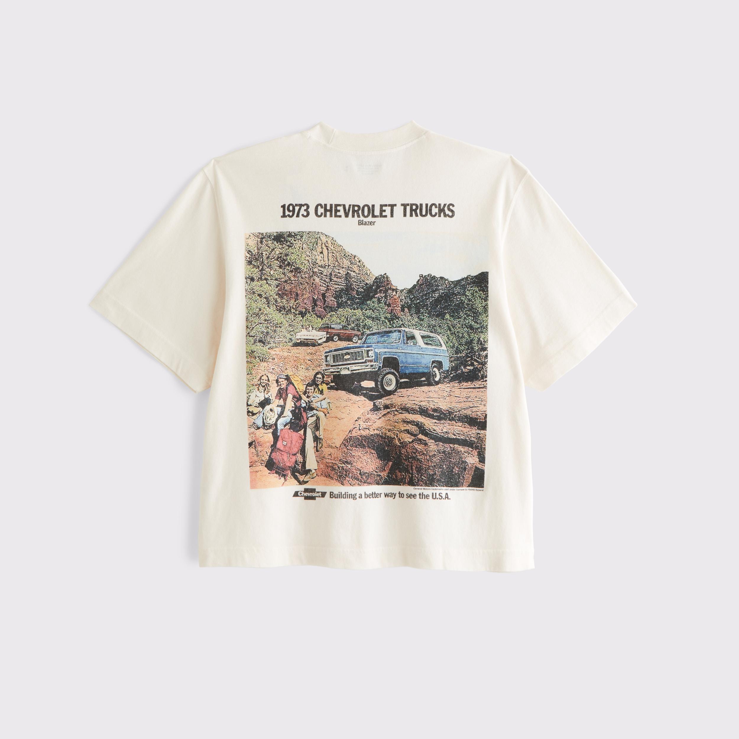 Chevrolet Vintage-Inspired Cropped Graphic Tee Product Image