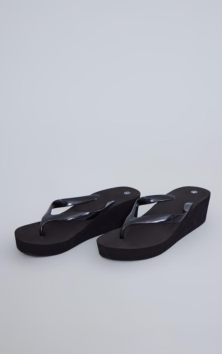 Black Round Toe Simple Platform Flip Flops Product Image