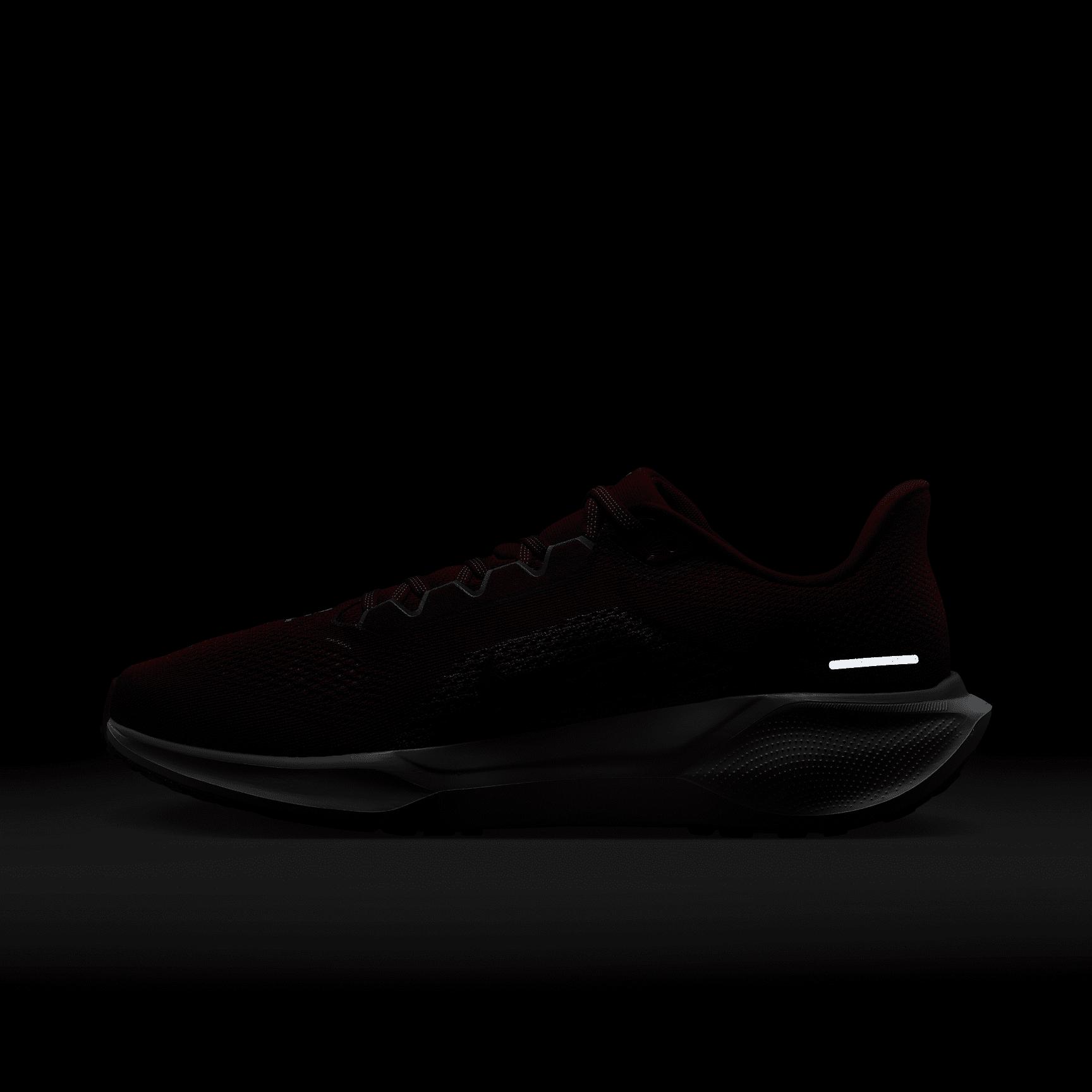 Alabama Pegasus 41 Men's Nike College Road Running Shoes Product Image