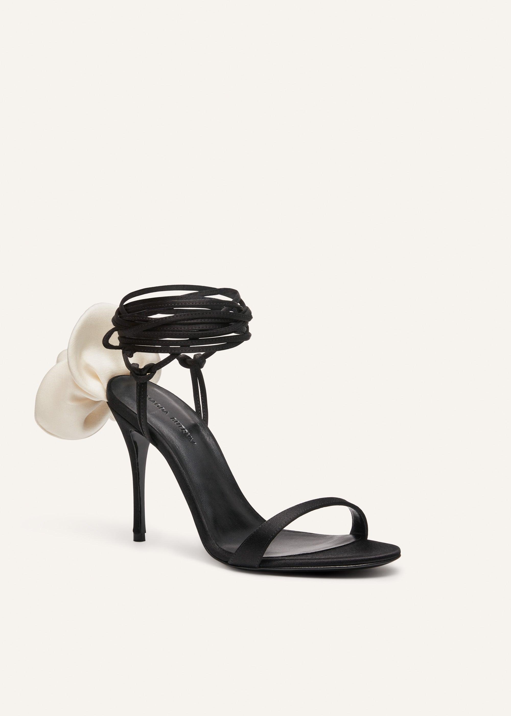 Double ivory flower heel sandals in black satin Product Image