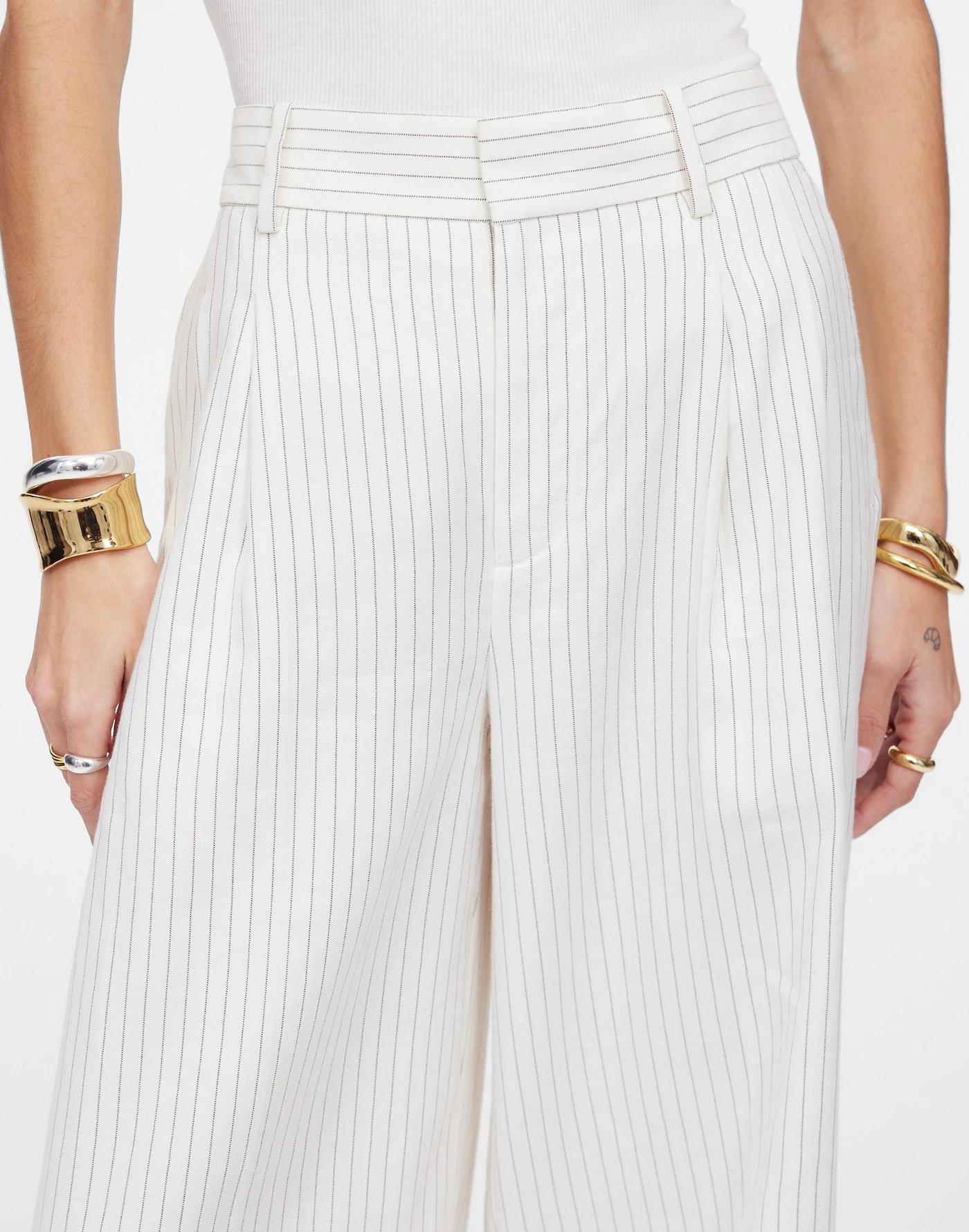 The Tall Harlow Superwide-Leg Trouser in Linen-Cotton Blend Product Image