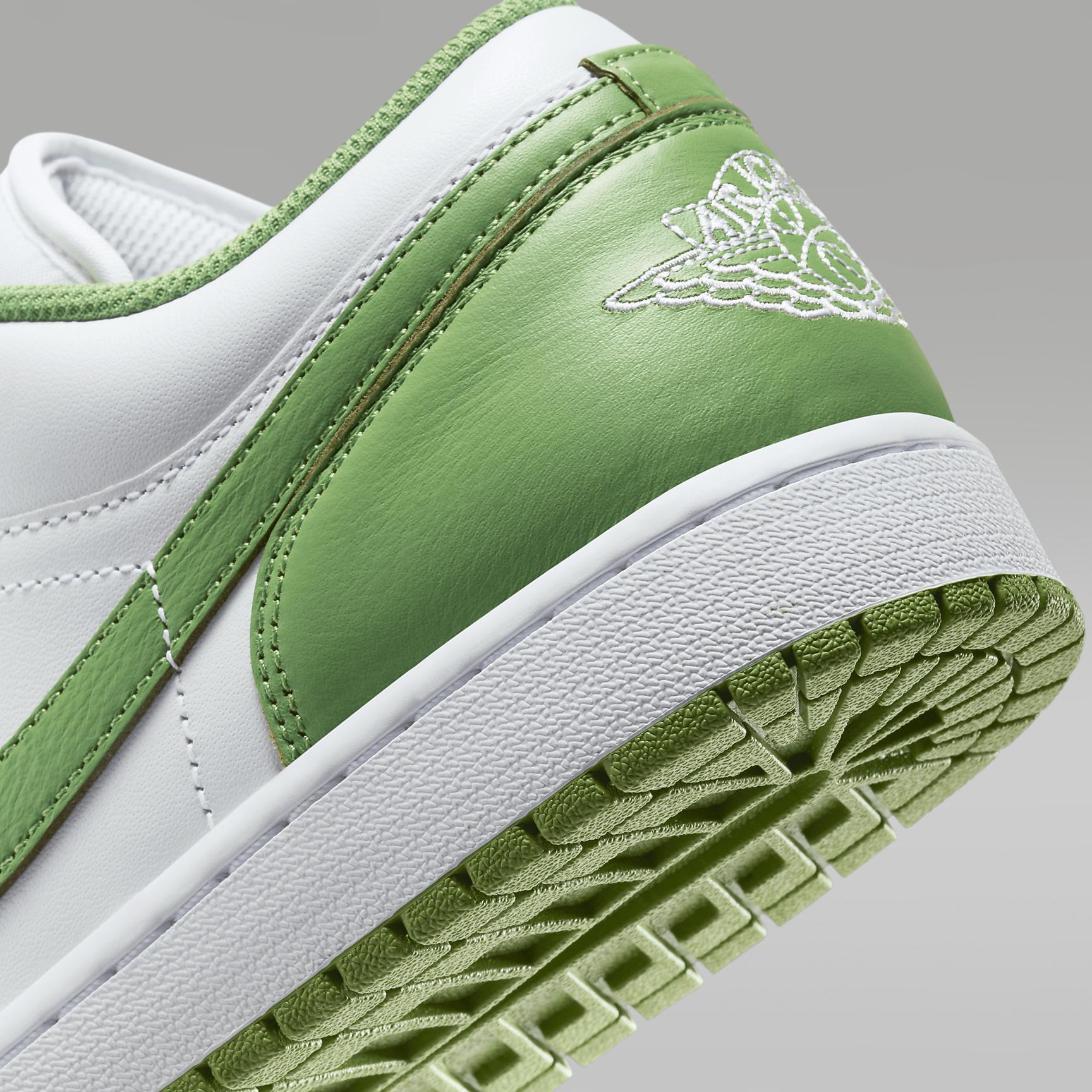 Air Jordan 1 Low SE Men's Shoes Product Image