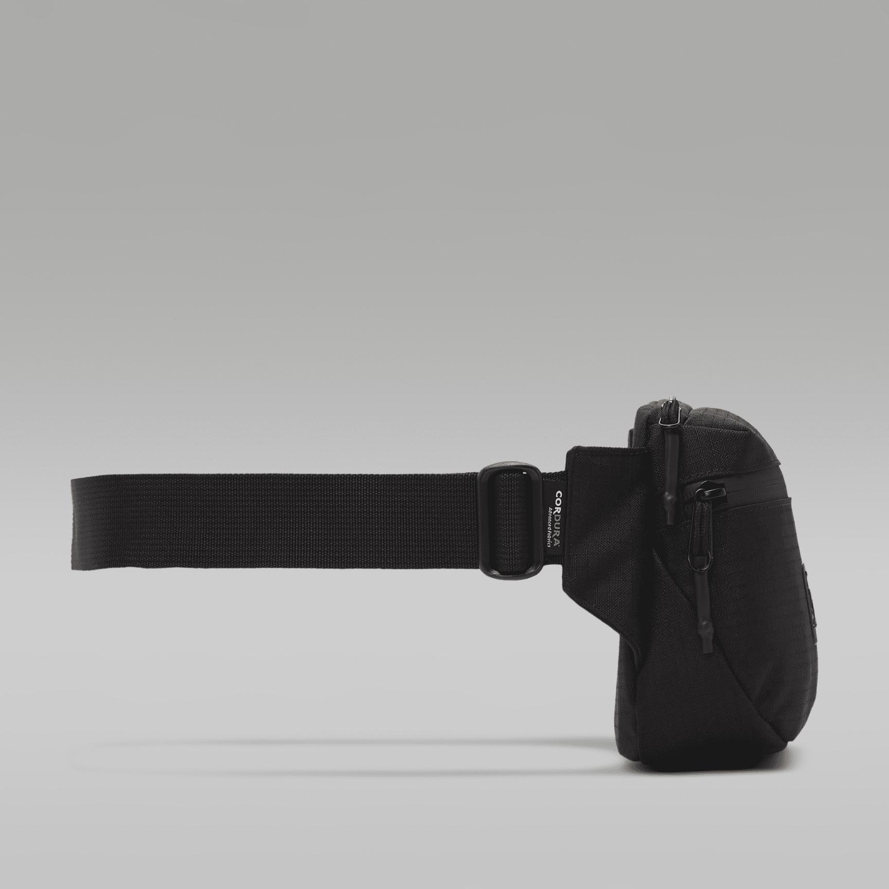 Jordan Franchise Crossbody Bag (2L) Product Image