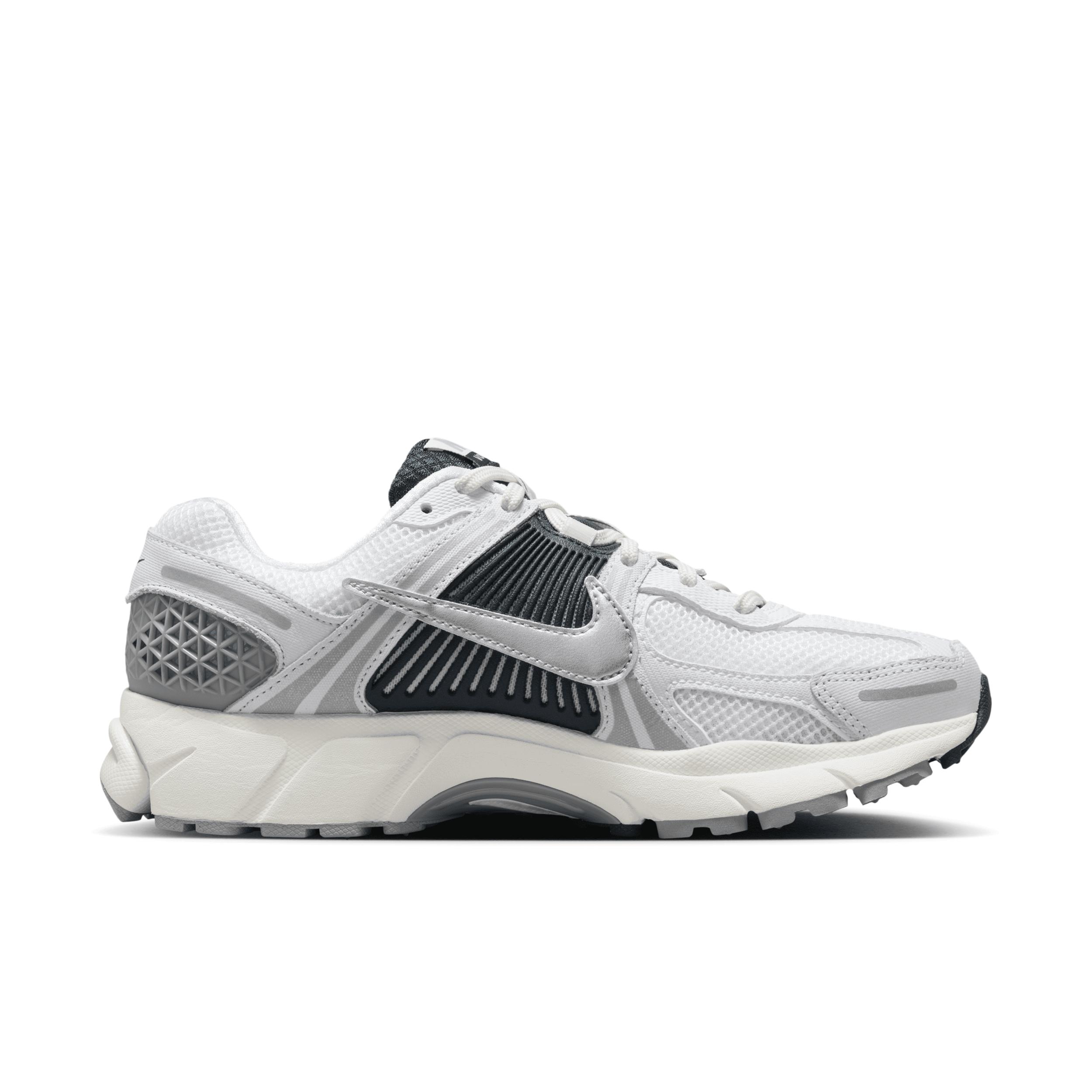Nike Zoom Vomero 5 Women's Shoes Product Image