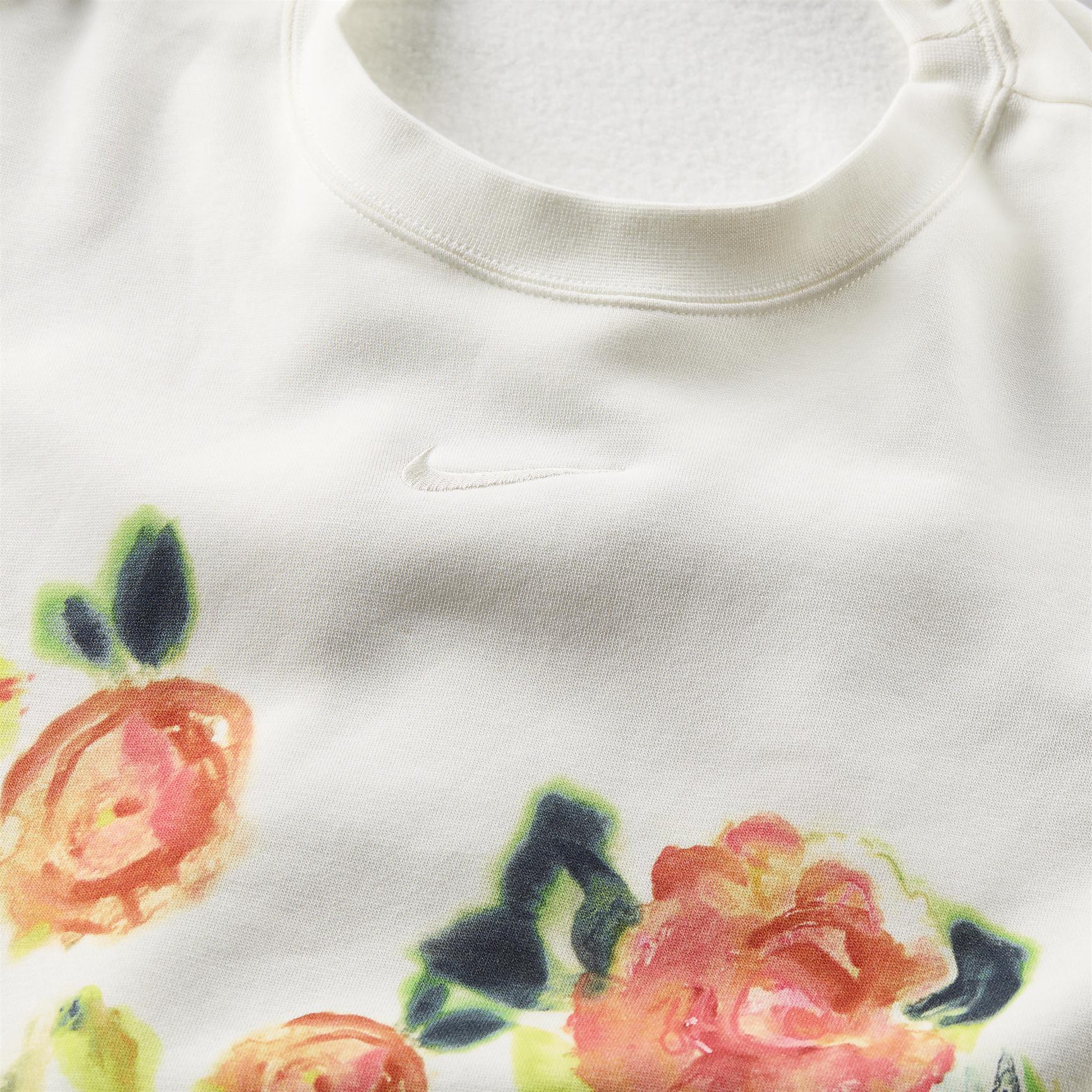 Nike Sportswear Phoenix Fleece Women's Artist Collection Over-Oversized Crew-Neck Sweatshirt Product Image