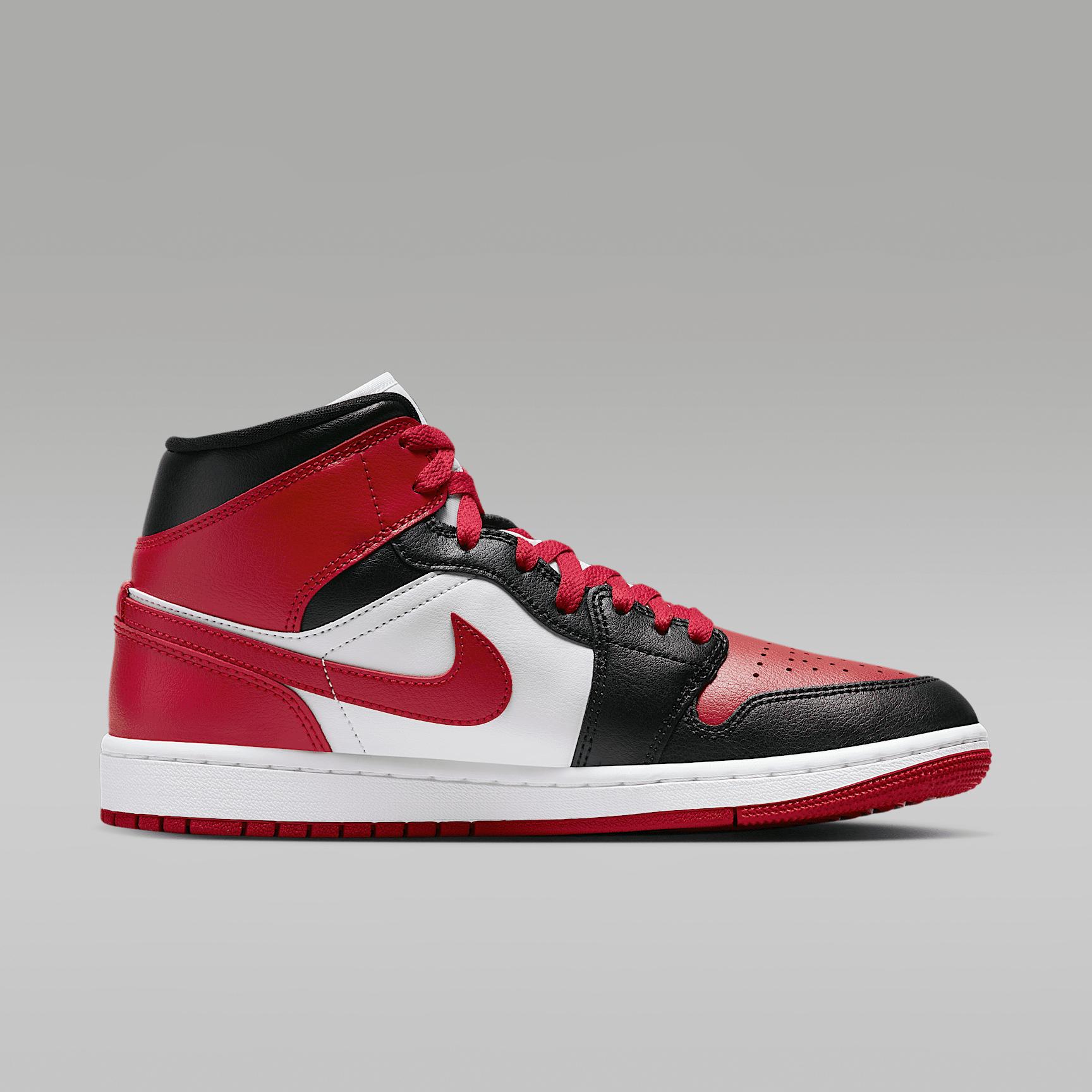 Air Jordan 1 Mid Women's Shoes Product Image