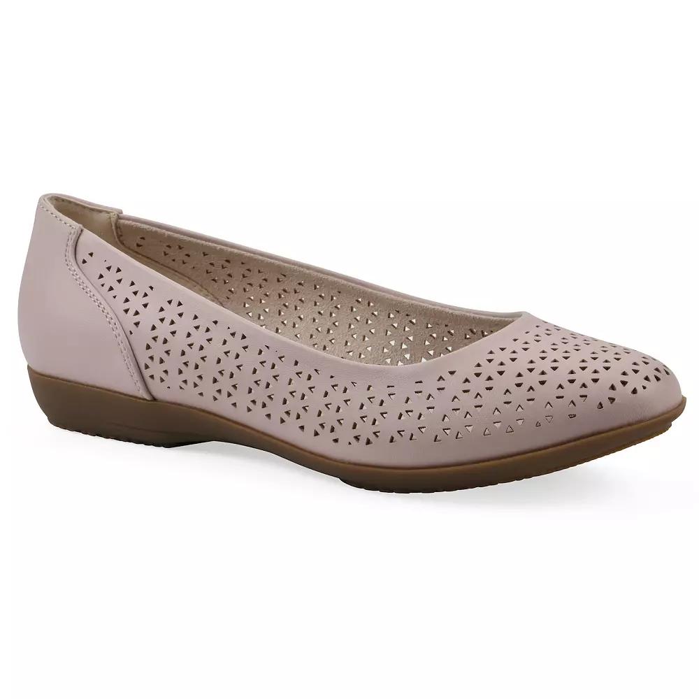 Cliffs by White Mountain Cindy Women's Ballet Flats,  Product Image