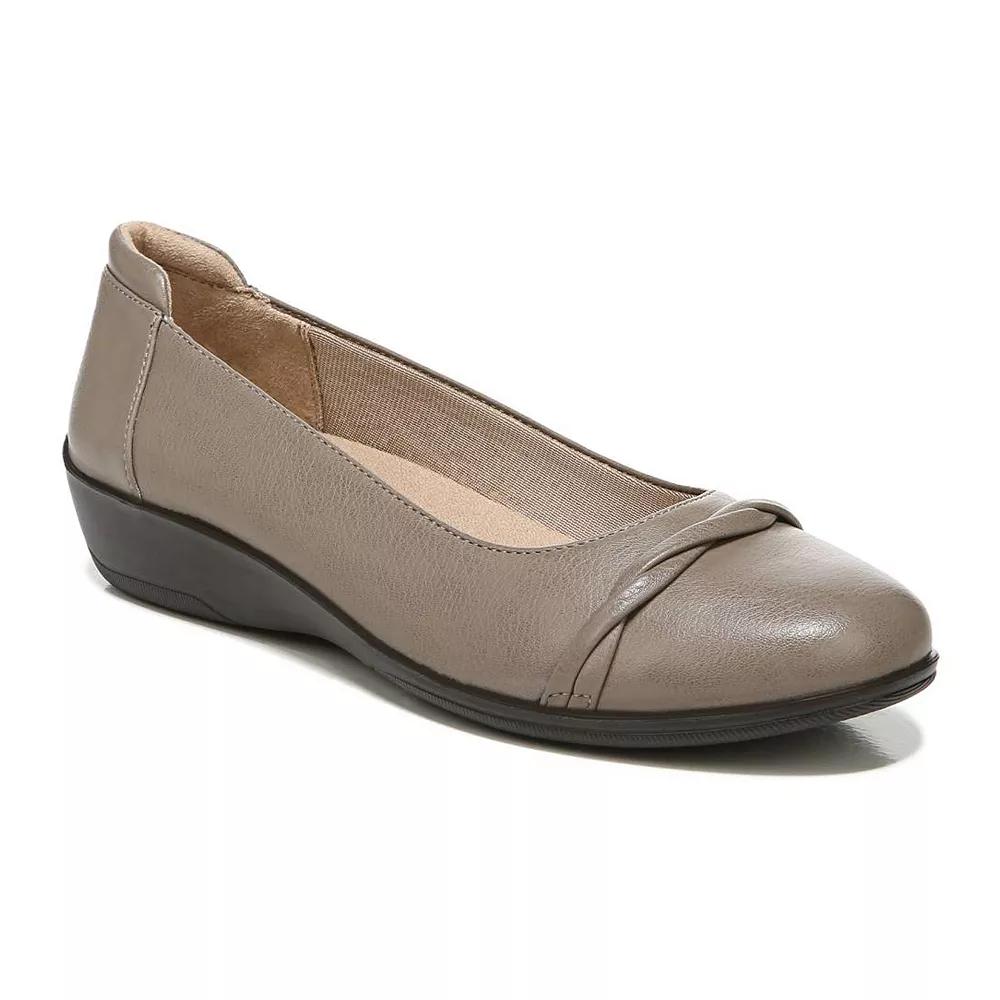 Lifestride Womens Impact Flat Product Image