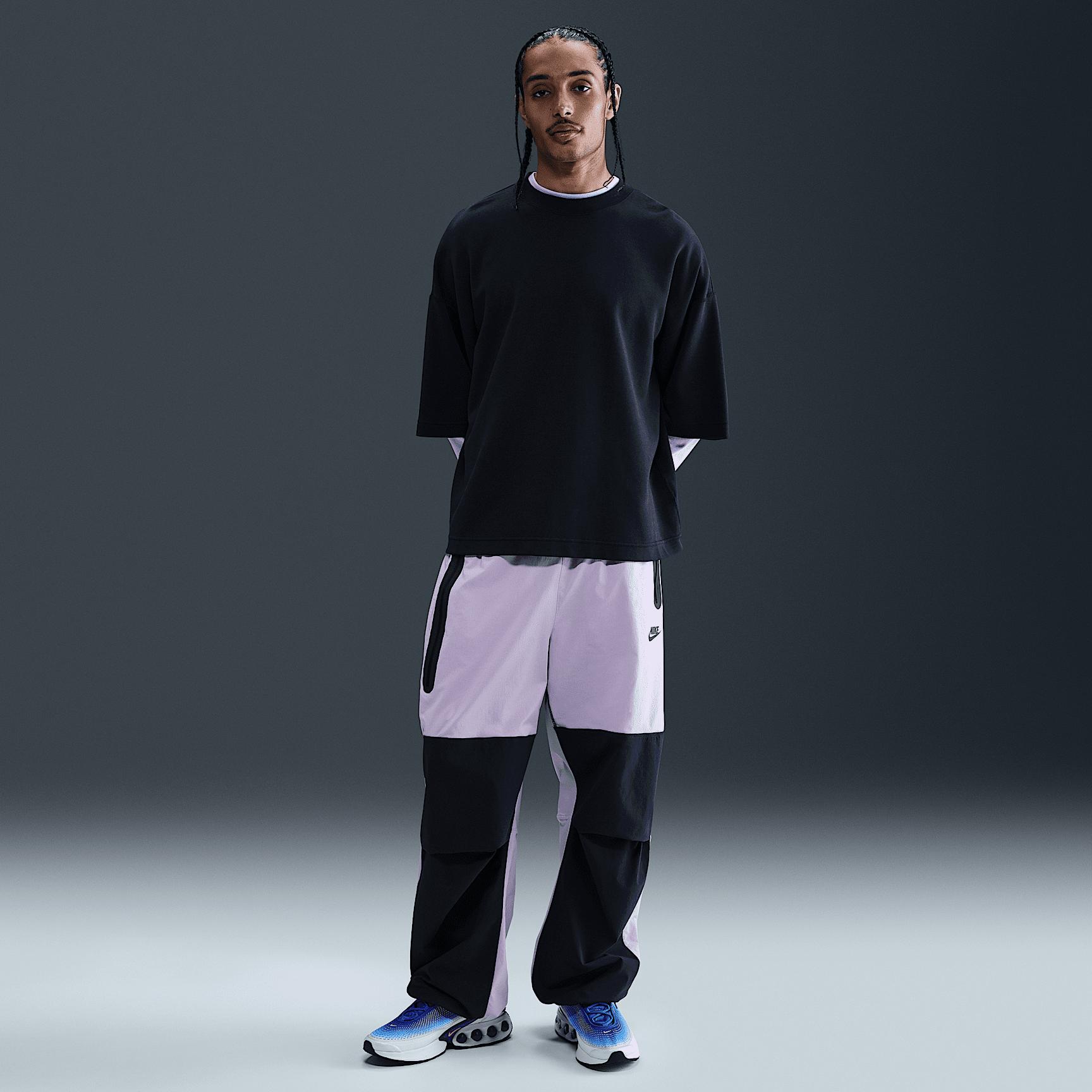 Nike Men's Tech Woven Oversized Pants Product Image