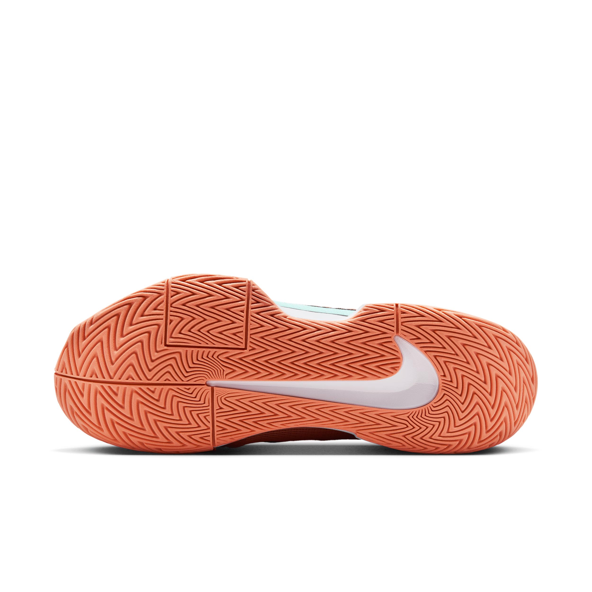 Nike GP Challenge Pro Men's Hard Court Tennis Shoes Product Image