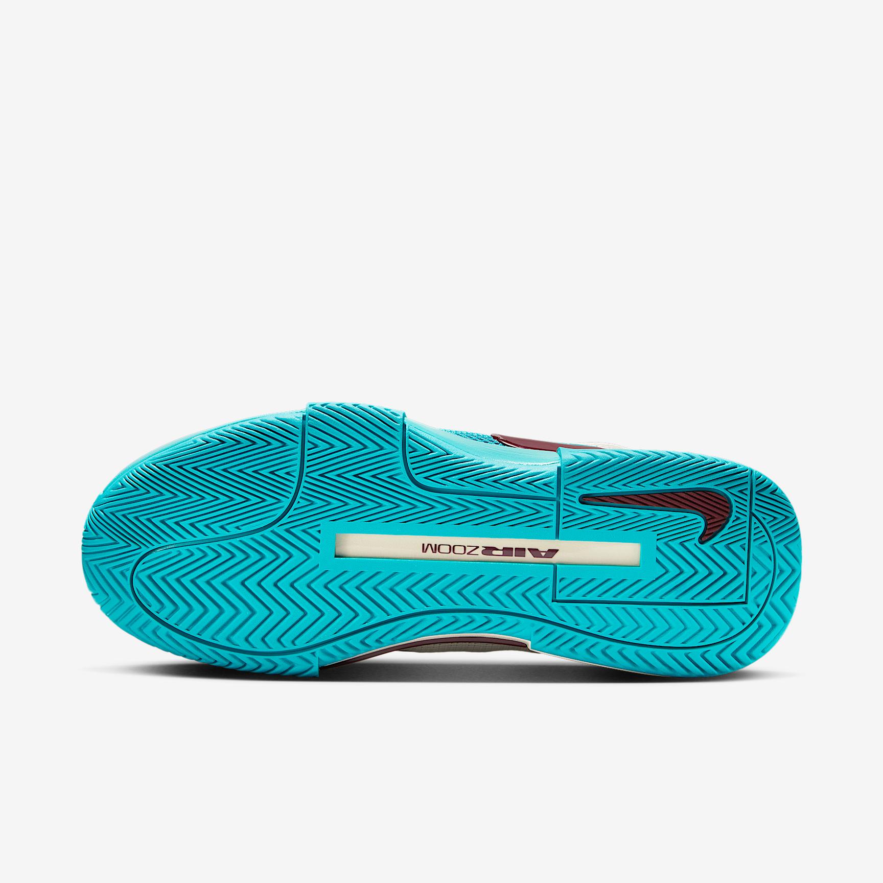 Nike GP Challenge 1 Premium Women's Hard Court Tennis Shoes Product Image