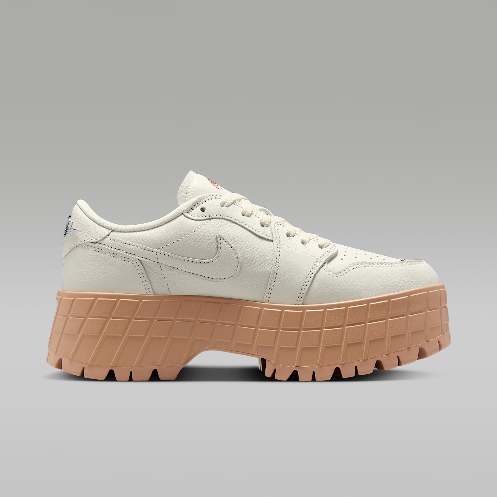 Womens Air Jordan 1 Brooklyn Low Shoes | HF3184-001 Product Image