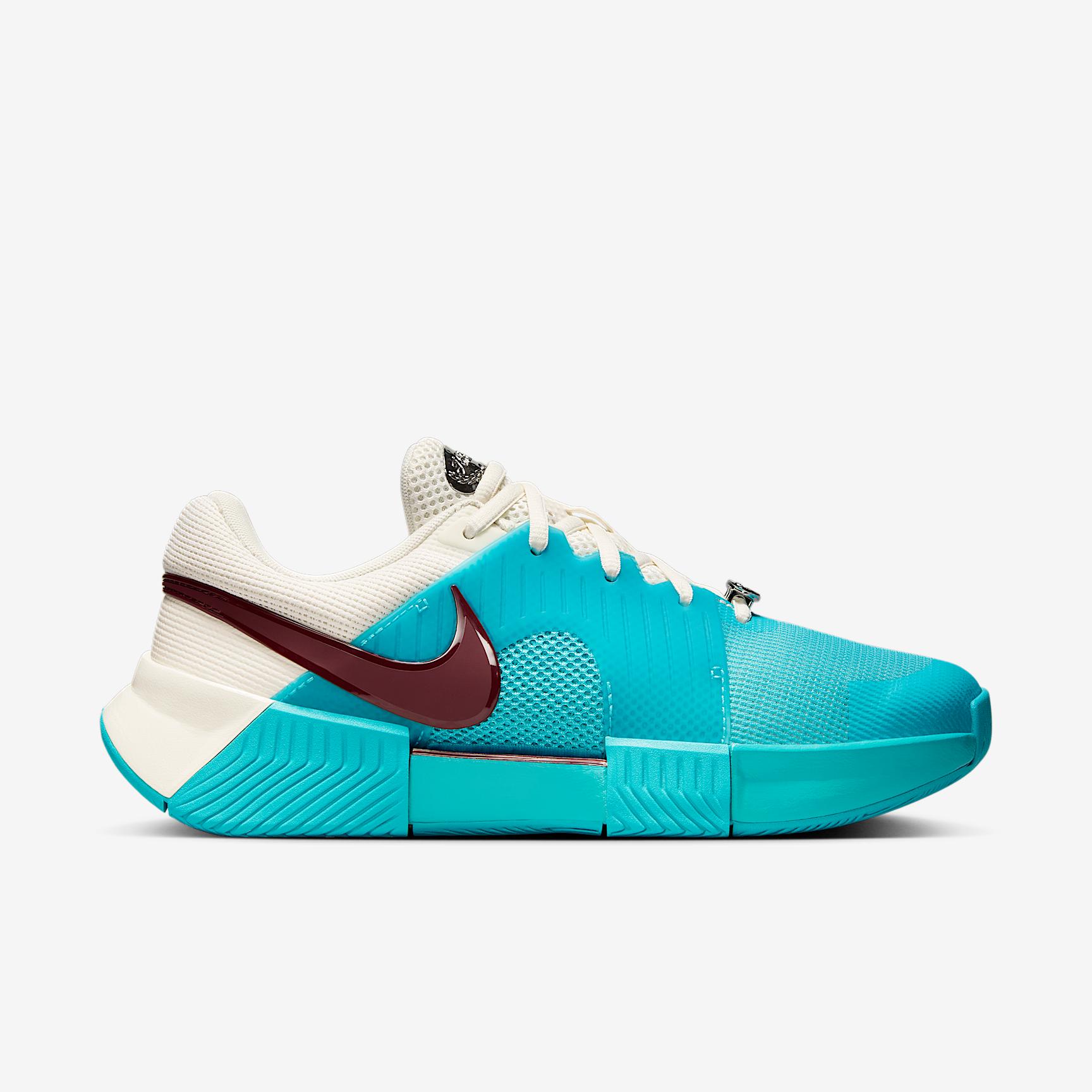 Nike GP Challenge 1 Premium Women's Hard Court Tennis Shoes Product Image