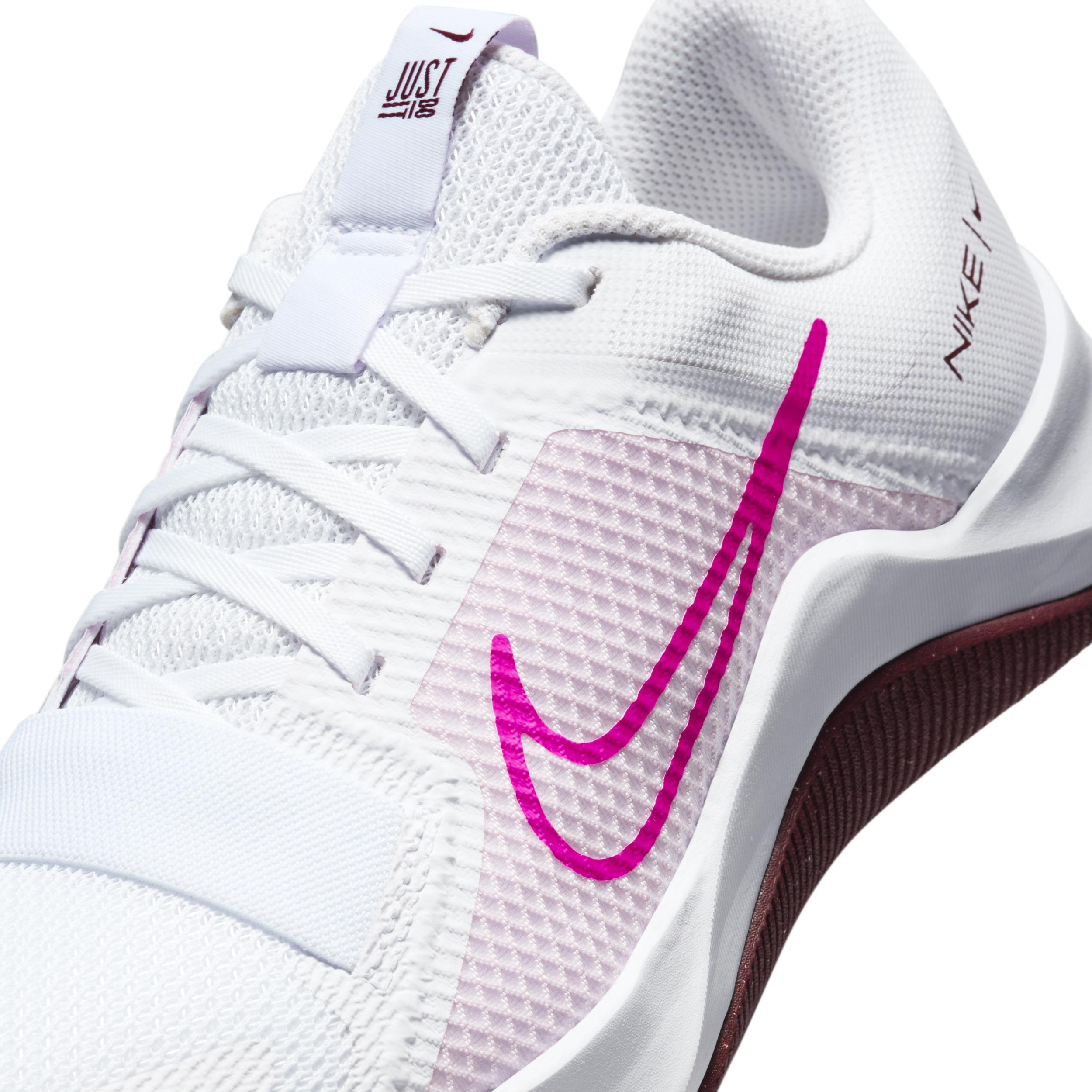 Nike Womens MC Trainer 2 Womens Workout Shoes | DM0824-105 Product Image
