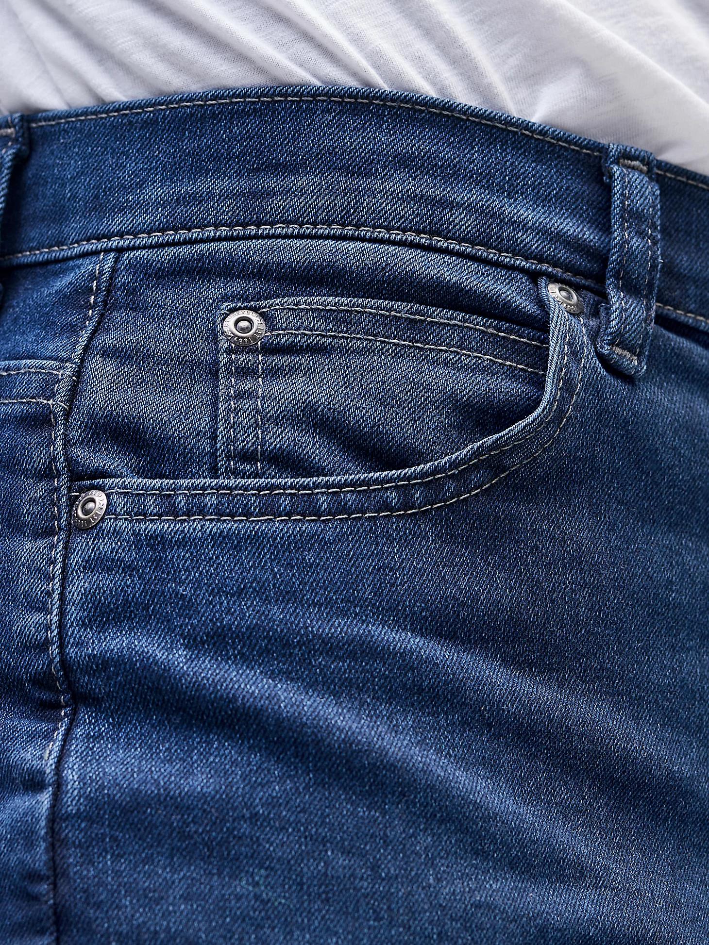 Women’s Straight leg Jeans | Relaxed Fit | Lee® Product Image