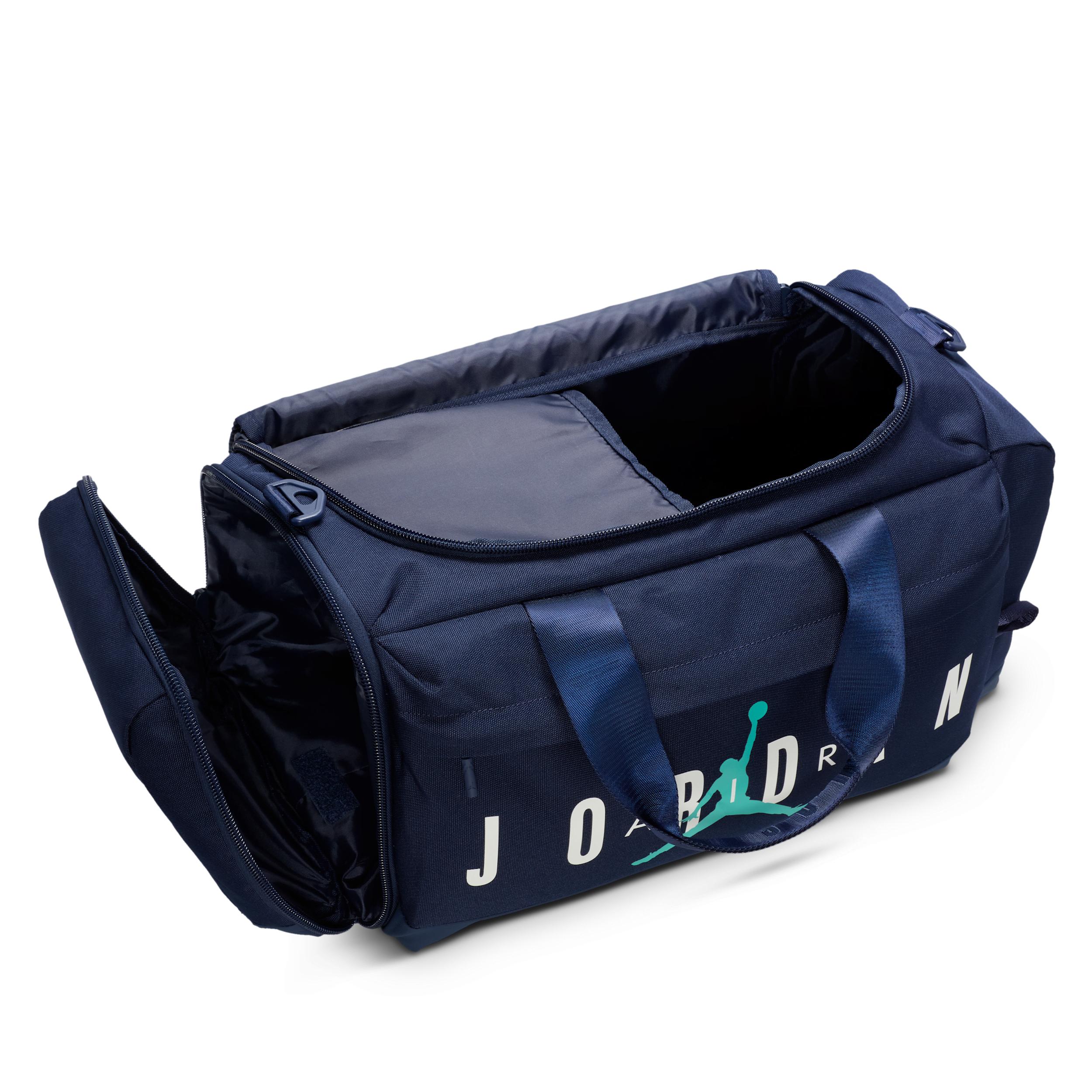 Men's Jordan Duffel Bag (46L) Product Image