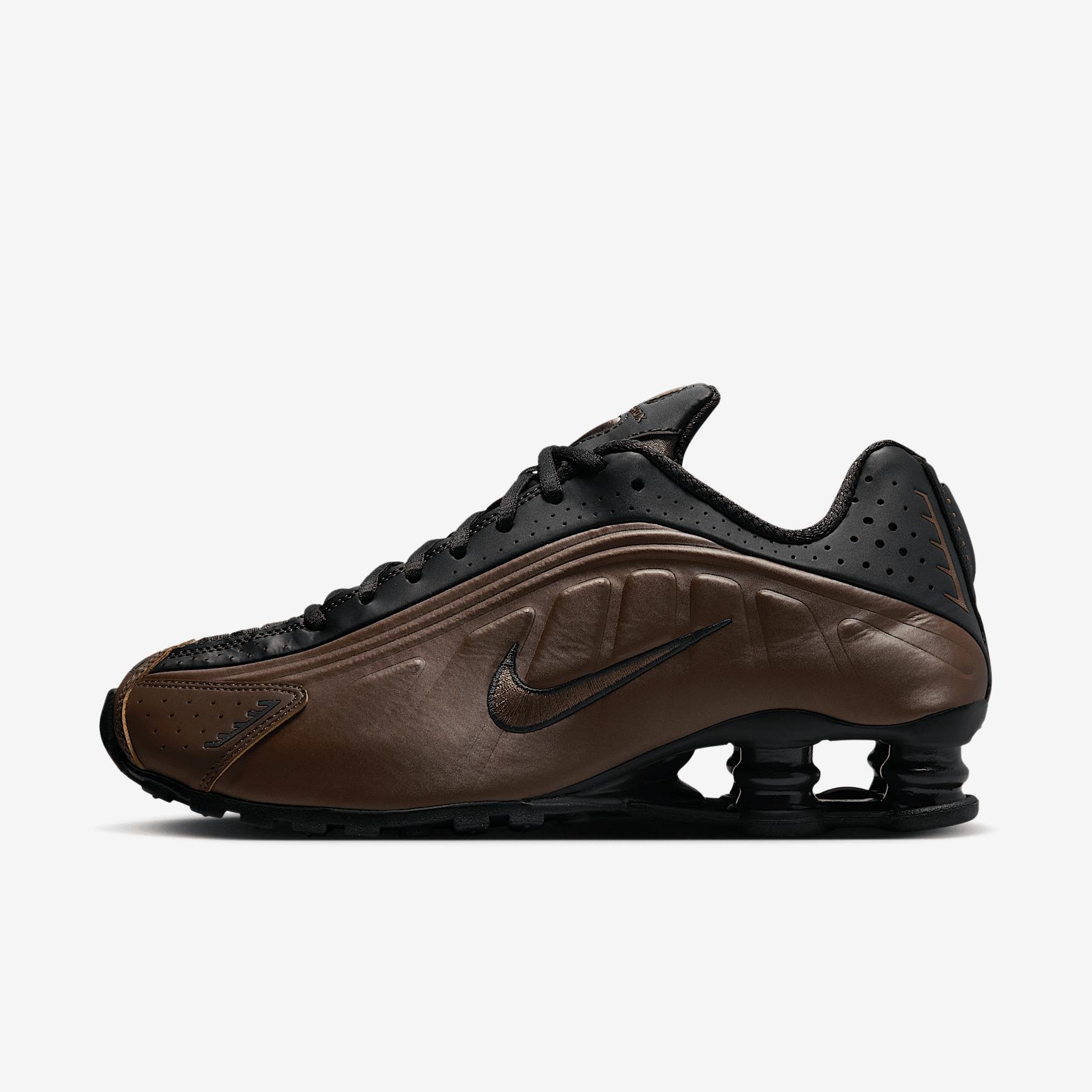 Nike Womens Shox R4 Shoes | AR3565-007 Product Image