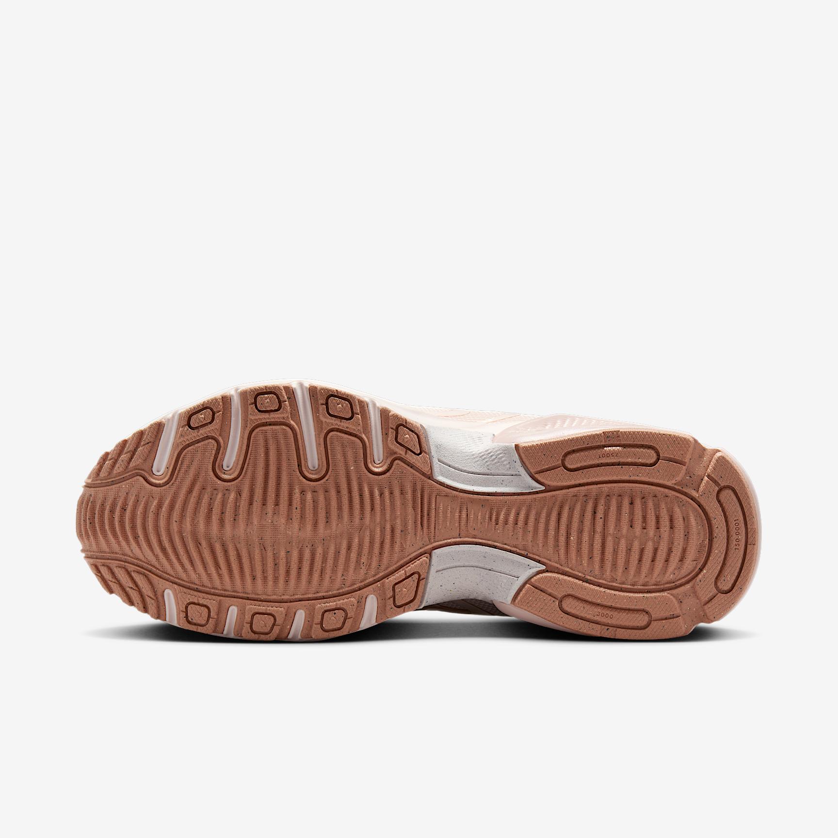 Nike Womens Air Max Fire Shoes | IF2620-104 Product Image