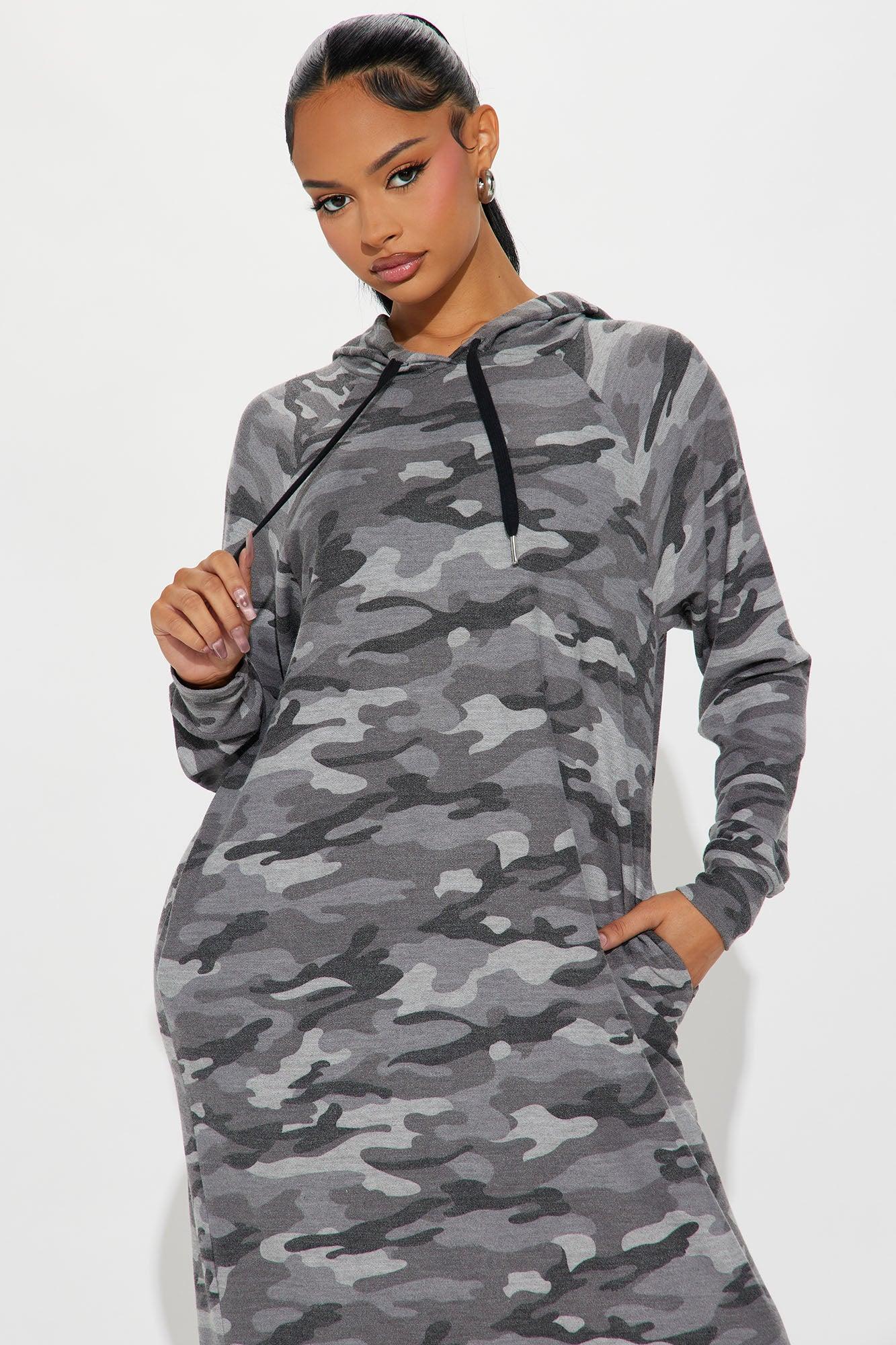 Hide Out Long Sleeve Maxi Dress - Grey Product Image