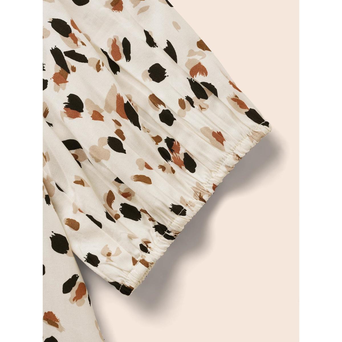 Plus Size Apricot Allover Print Notched Lantern Sleeve Blouse Women Elegant Half Sleeve V-neck Dailywear Blouses BloomChic 30/6X Product Image