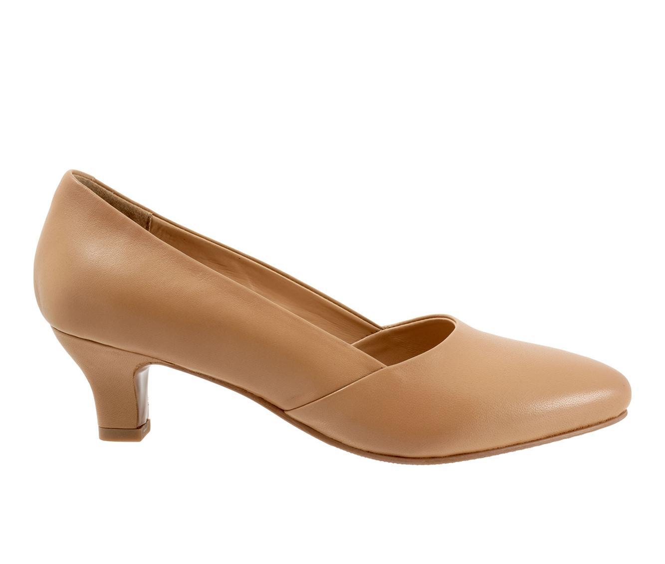 Women's Trotters Kylie Pumps Product Image