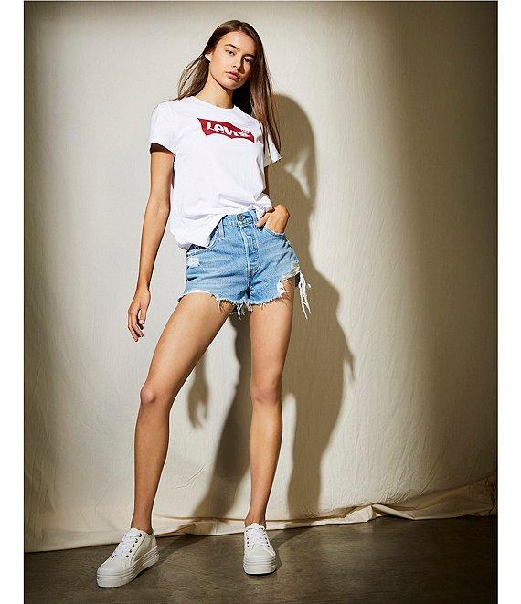 Levi's® Short Sleeve Batwing Graphic Logo T-Shirt Product Image